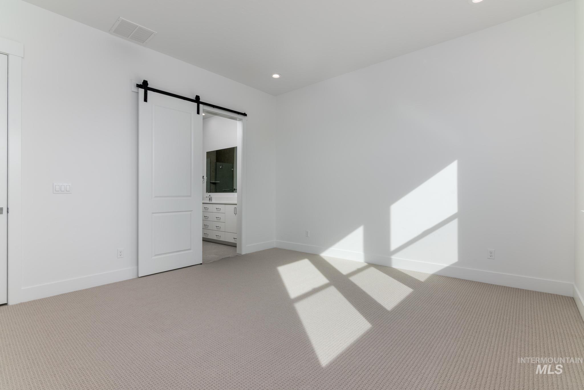 2616 N Leatherwood Ave, Star, Idaho 83669, 3 Bedrooms, 3 Bathrooms, Residential For Sale, Price $634,000,MLS 98979877