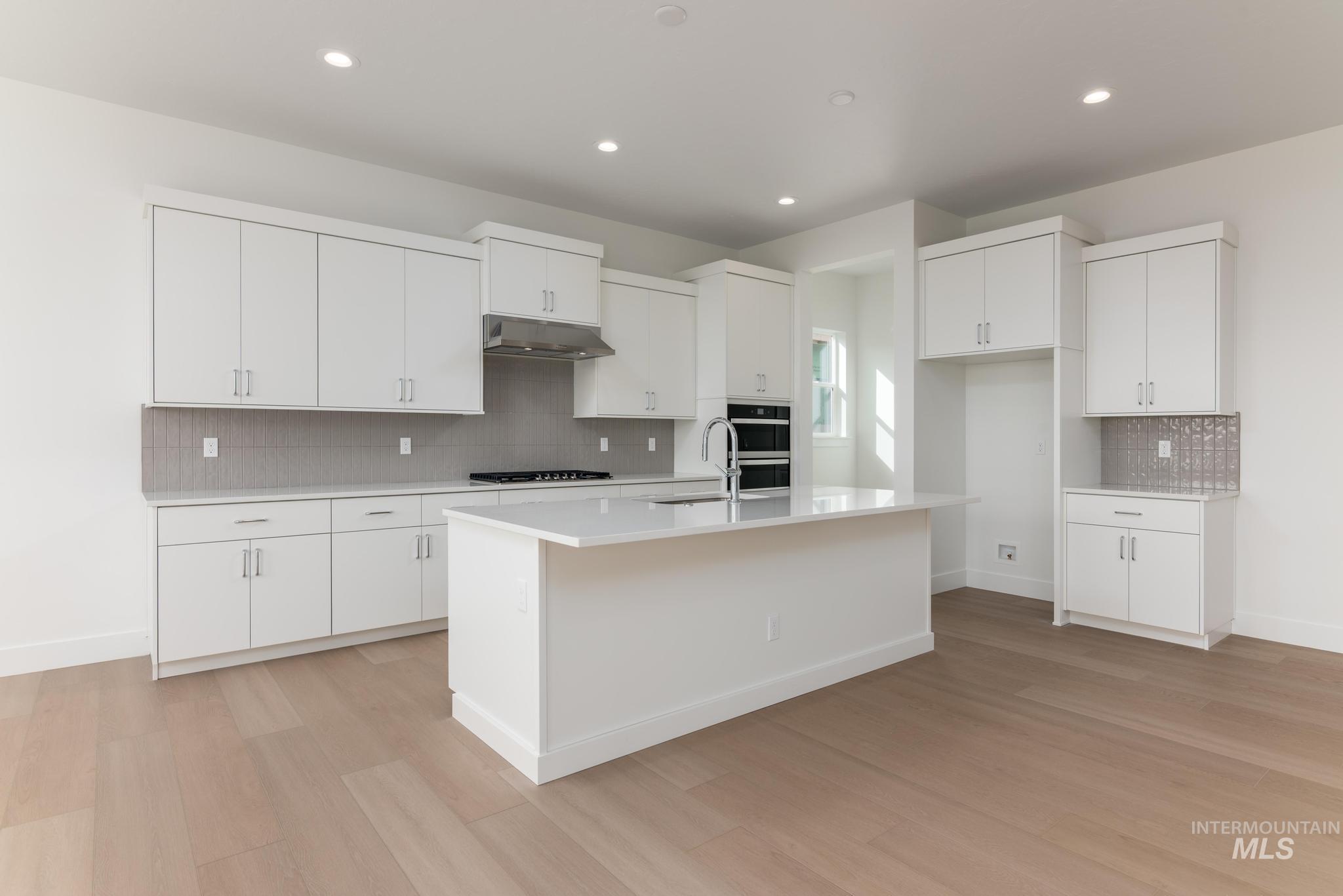 2616 N Leatherwood Ave, Star, Idaho 83669, 3 Bedrooms, 3 Bathrooms, Residential For Sale, Price $634,000,MLS 98979877