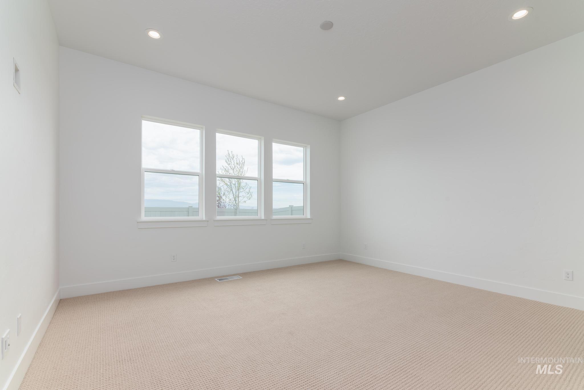 2716 N Leatherwood Pl, Star, Idaho 83669, 2 Bedrooms, 2.5 Bathrooms, Residential For Sale, Price $644,000,MLS 98979879