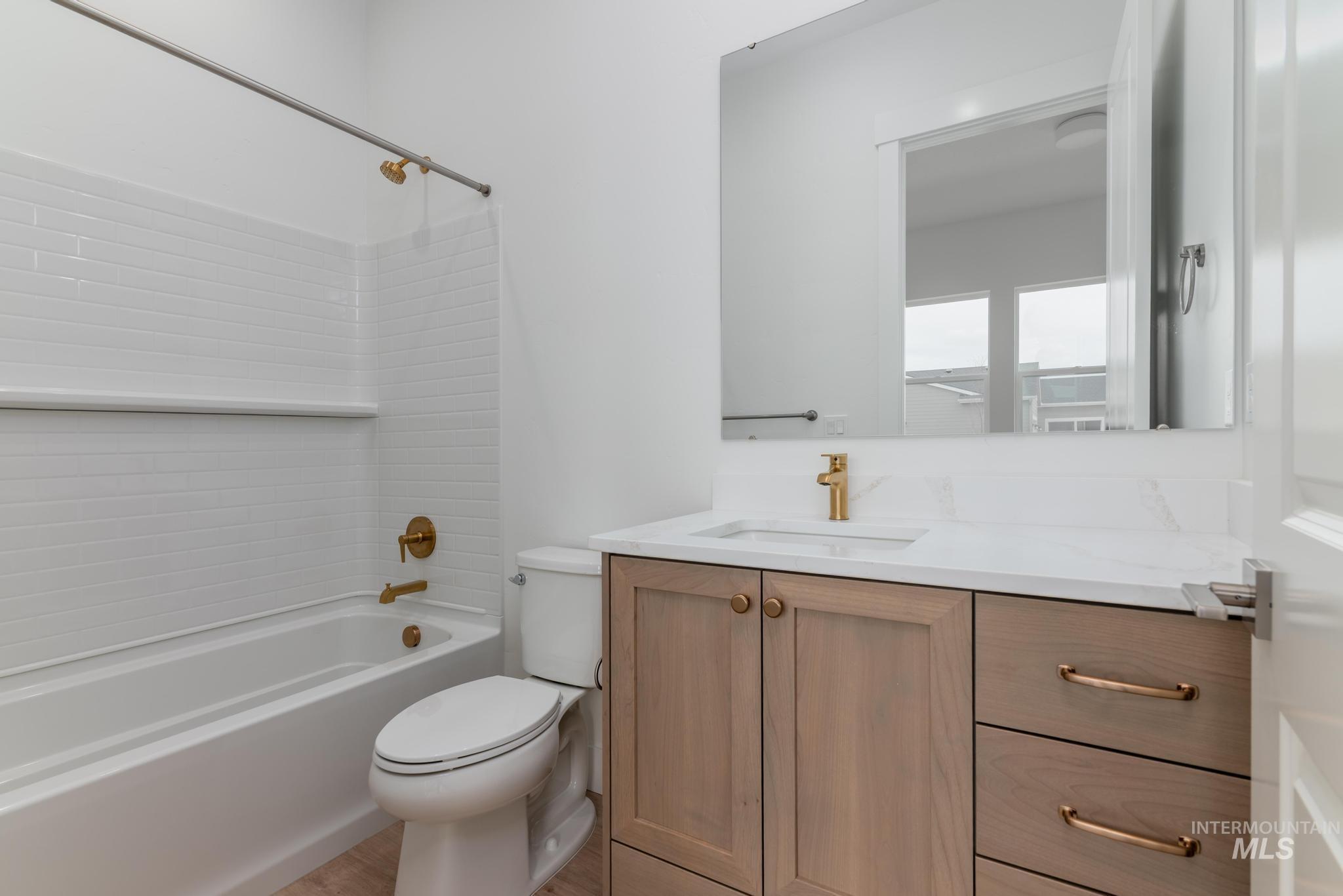 2716 N Leatherwood Pl, Star, Idaho 83669, 2 Bedrooms, 2.5 Bathrooms, Residential For Sale, Price $644,000,MLS 98979879