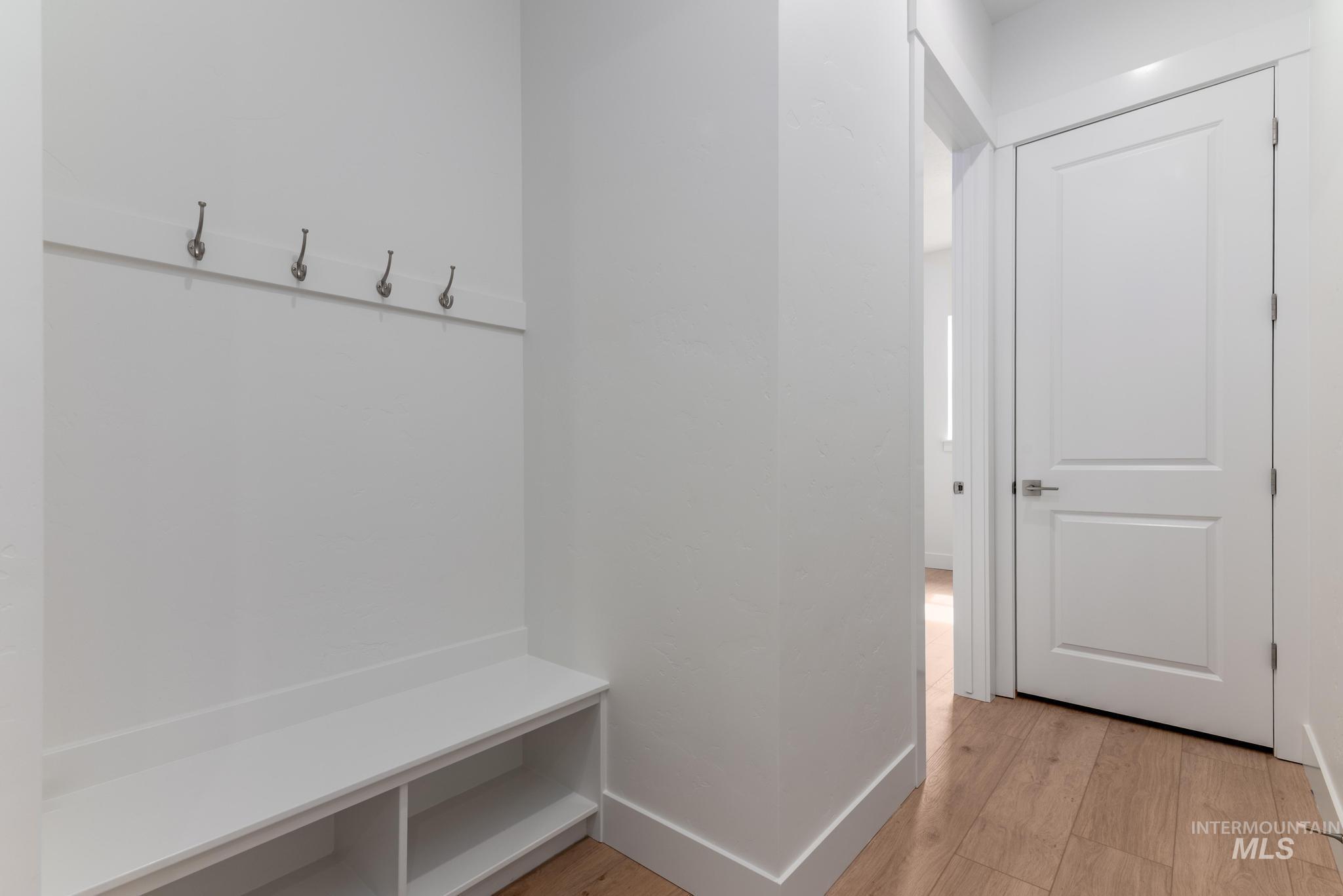 2716 N Leatherwood Pl, Star, Idaho 83669, 2 Bedrooms, 2.5 Bathrooms, Residential For Sale, Price $644,000,MLS 98979879