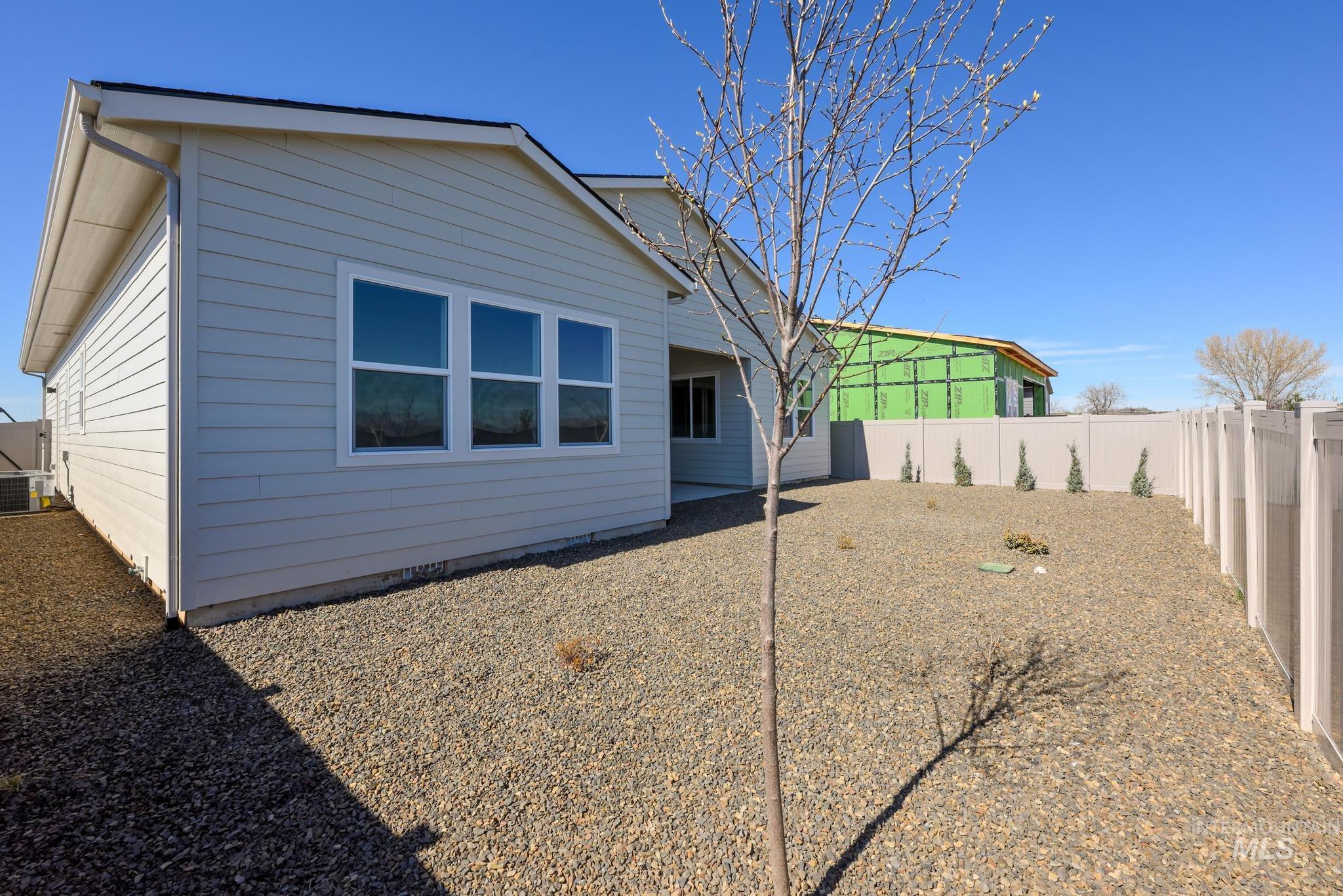 2716 N Leatherwood Pl, Star, Idaho 83669, 2 Bedrooms, 2.5 Bathrooms, Residential For Sale, Price $644,000,MLS 98979879