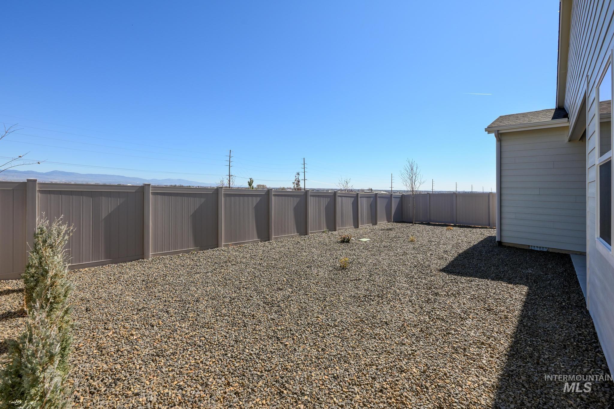 2716 N Leatherwood Pl, Star, Idaho 83669, 2 Bedrooms, 2.5 Bathrooms, Residential For Sale, Price $644,000,MLS 98979879