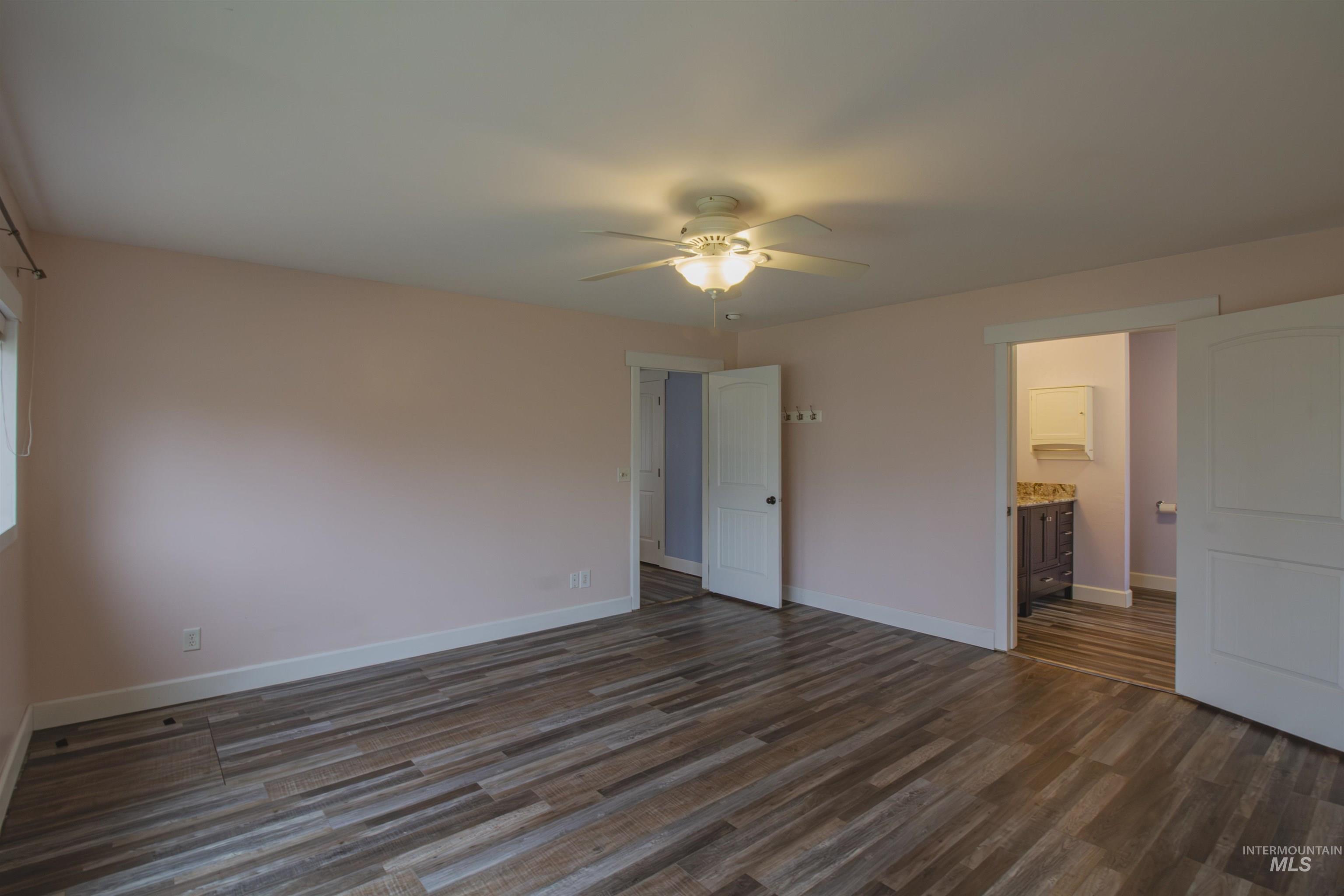 252 SE Boulevard, New Plymouth, Idaho 83655, 3 Bedrooms, 2 Bathrooms, Residential For Sale, Price $595,000,MLS 98979880