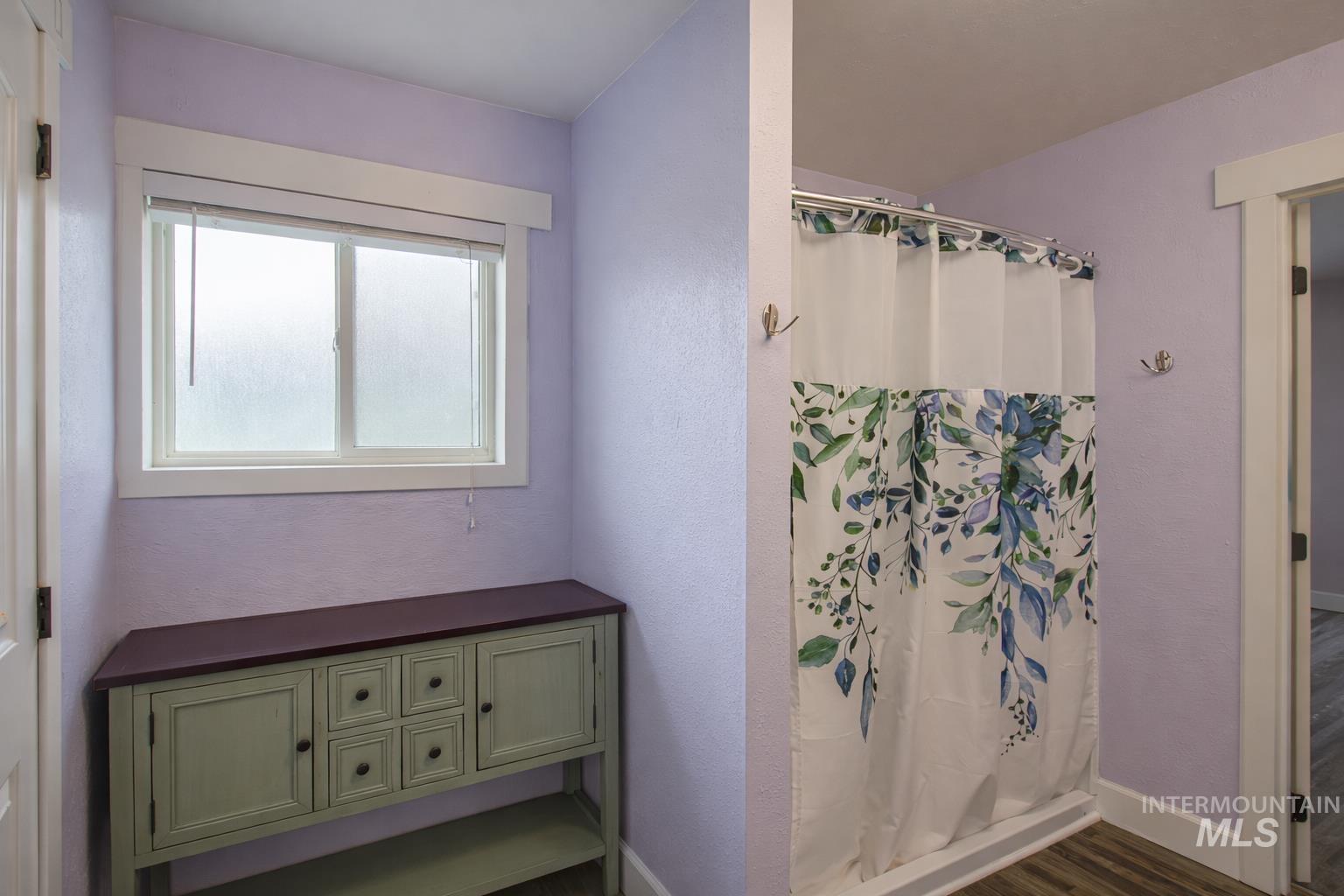 252 SE Boulevard, New Plymouth, Idaho 83655, 3 Bedrooms, 2 Bathrooms, Residential For Sale, Price $595,000,MLS 98979880