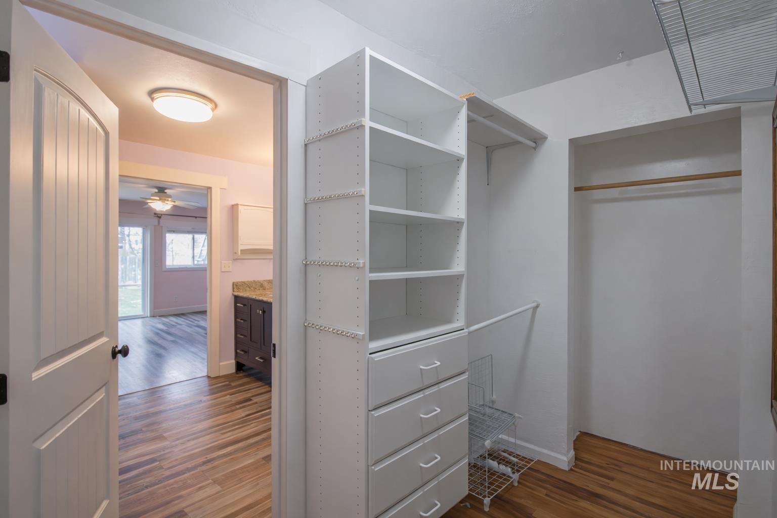 252 SE Boulevard, New Plymouth, Idaho 83655, 3 Bedrooms, 2 Bathrooms, Residential For Sale, Price $595,000,MLS 98979880