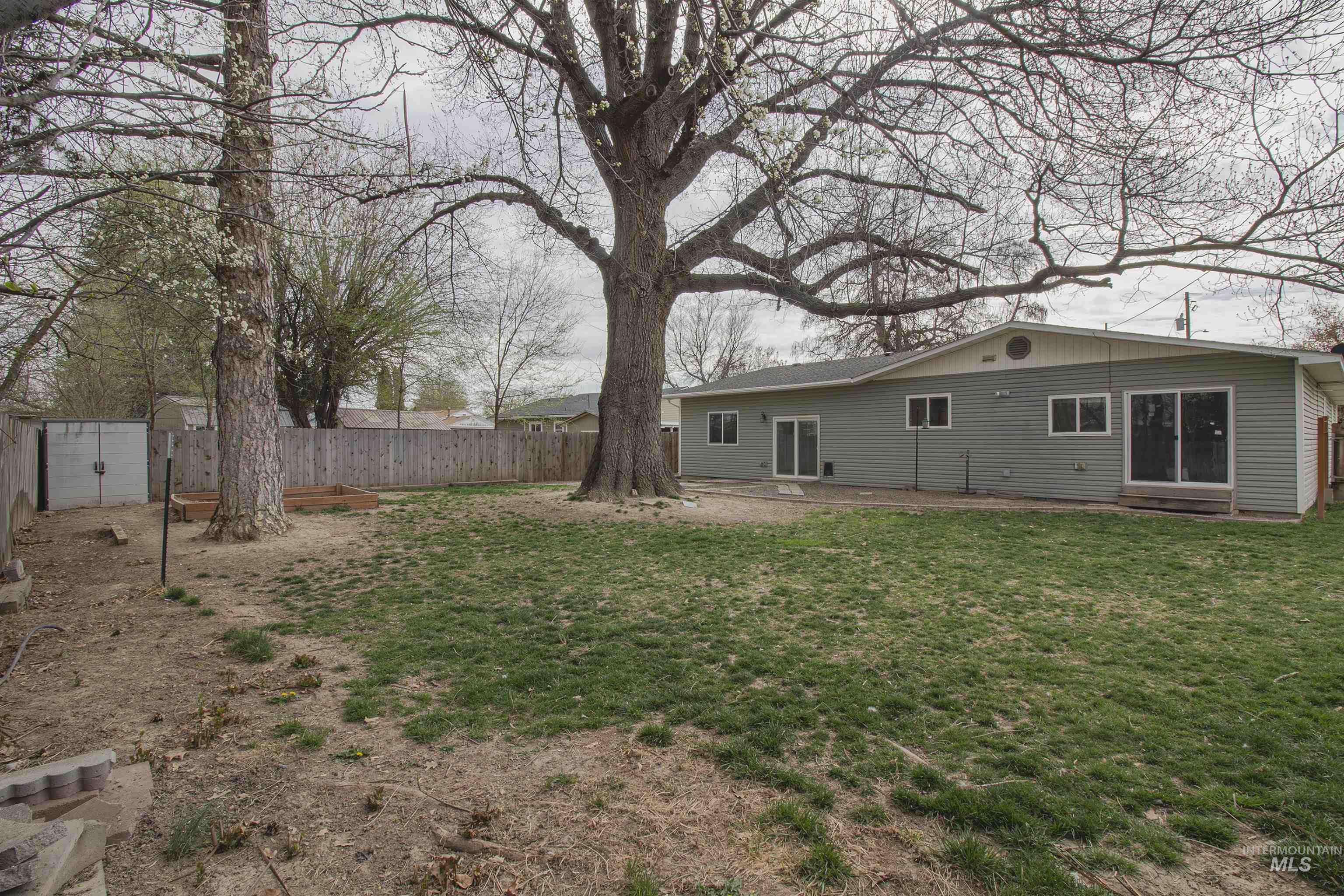 252 SE Boulevard, New Plymouth, Idaho 83655, 3 Bedrooms, 2 Bathrooms, Residential For Sale, Price $595,000,MLS 98979880