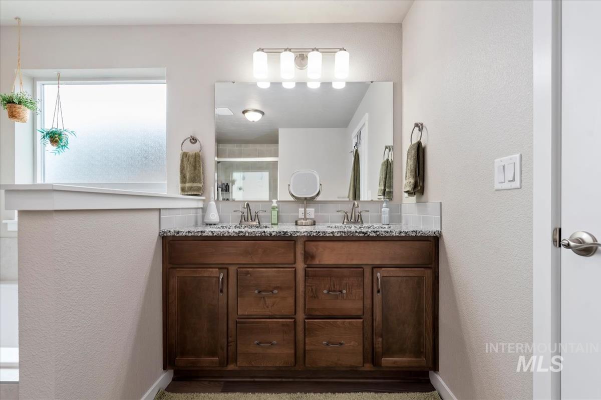 3123 N Greengate Way, Star, Idaho 83669, 3 Bedrooms, 2 Bathrooms, Residential For Sale, Price $579,650, 98979882