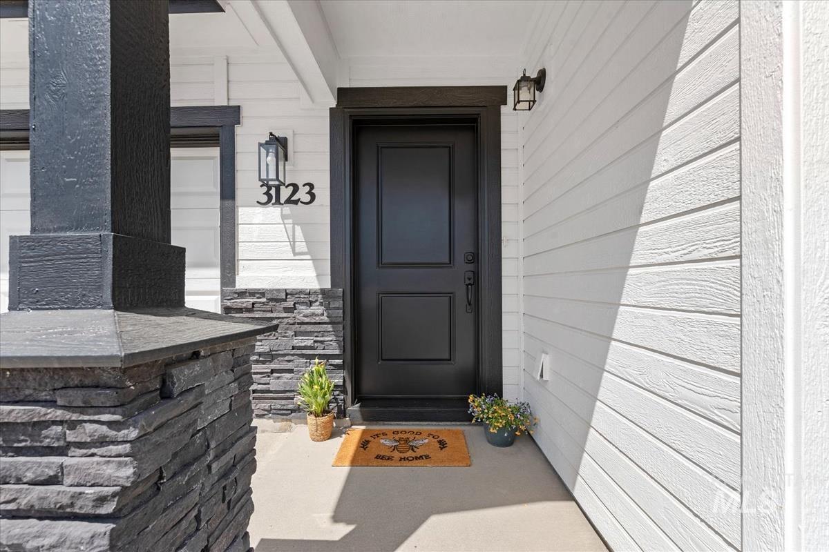 3123 N Greengate Way, Star, Idaho 83669, 3 Bedrooms, 2 Bathrooms, Residential For Sale, Price $567,999, 98979882