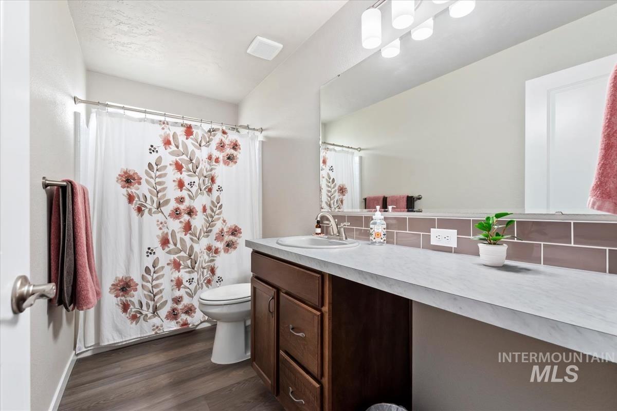 3123 N Greengate Way, Star, Idaho 83669, 3 Bedrooms, 2 Bathrooms, Residential For Sale, Price $567,999, 98979882