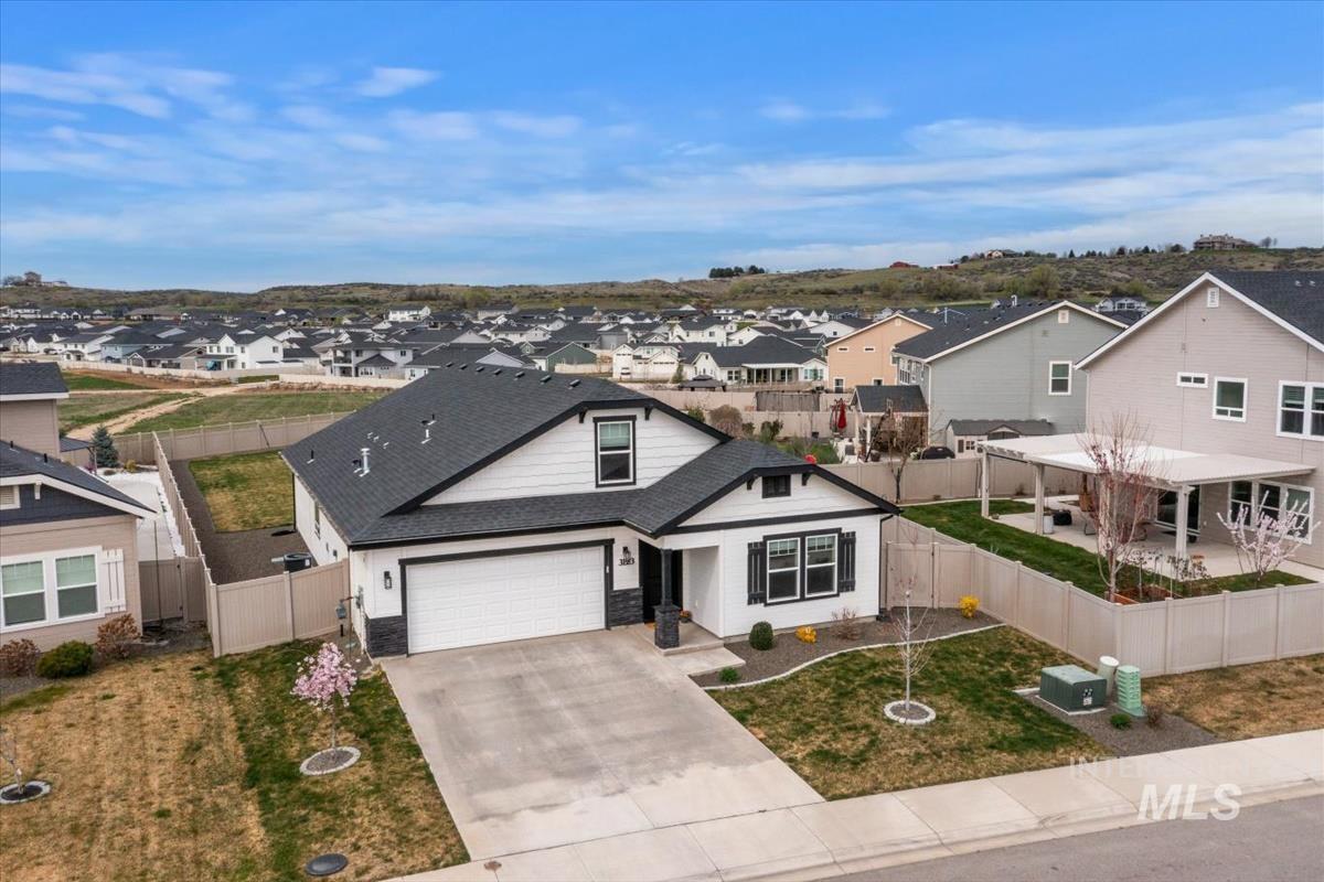 3123 N Greengate Way, Star, Idaho 83669, 3 Bedrooms, 2 Bathrooms, Residential For Sale, Price $579,650, 98979882