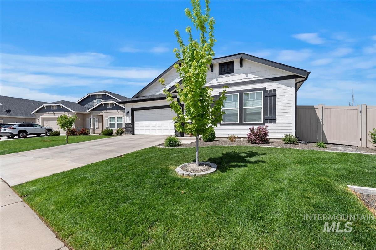 3123 N Greengate Way, Star, Idaho 83669, 3 Bedrooms, 2 Bathrooms, Residential For Sale, Price $567,999, 98979882
