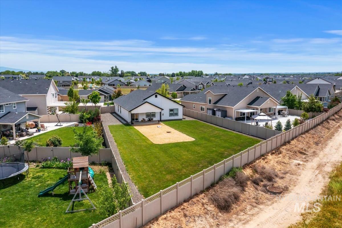 3123 N Greengate Way, Star, Idaho 83669, 3 Bedrooms, 2 Bathrooms, Residential For Sale, Price $567,999, 98979882