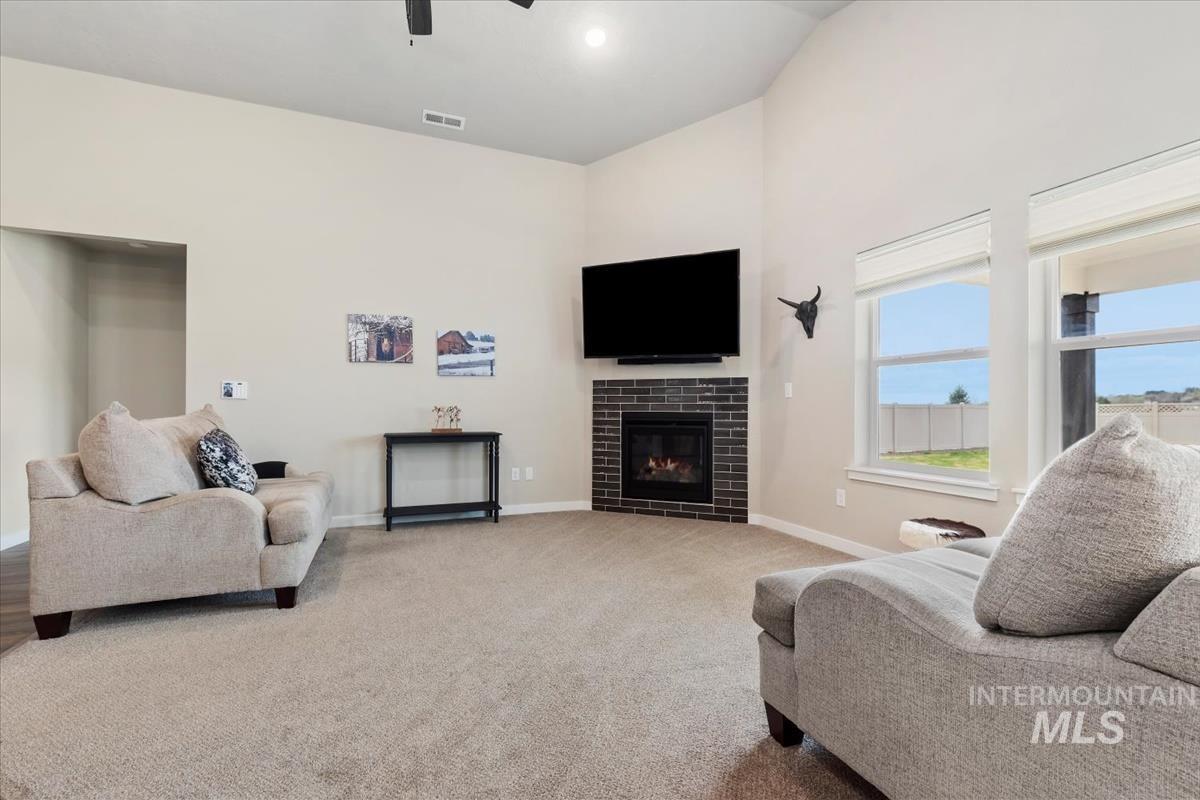 3123 N Greengate Way, Star, Idaho 83669, 3 Bedrooms, 2 Bathrooms, Residential For Sale, Price $567,999, 98979882