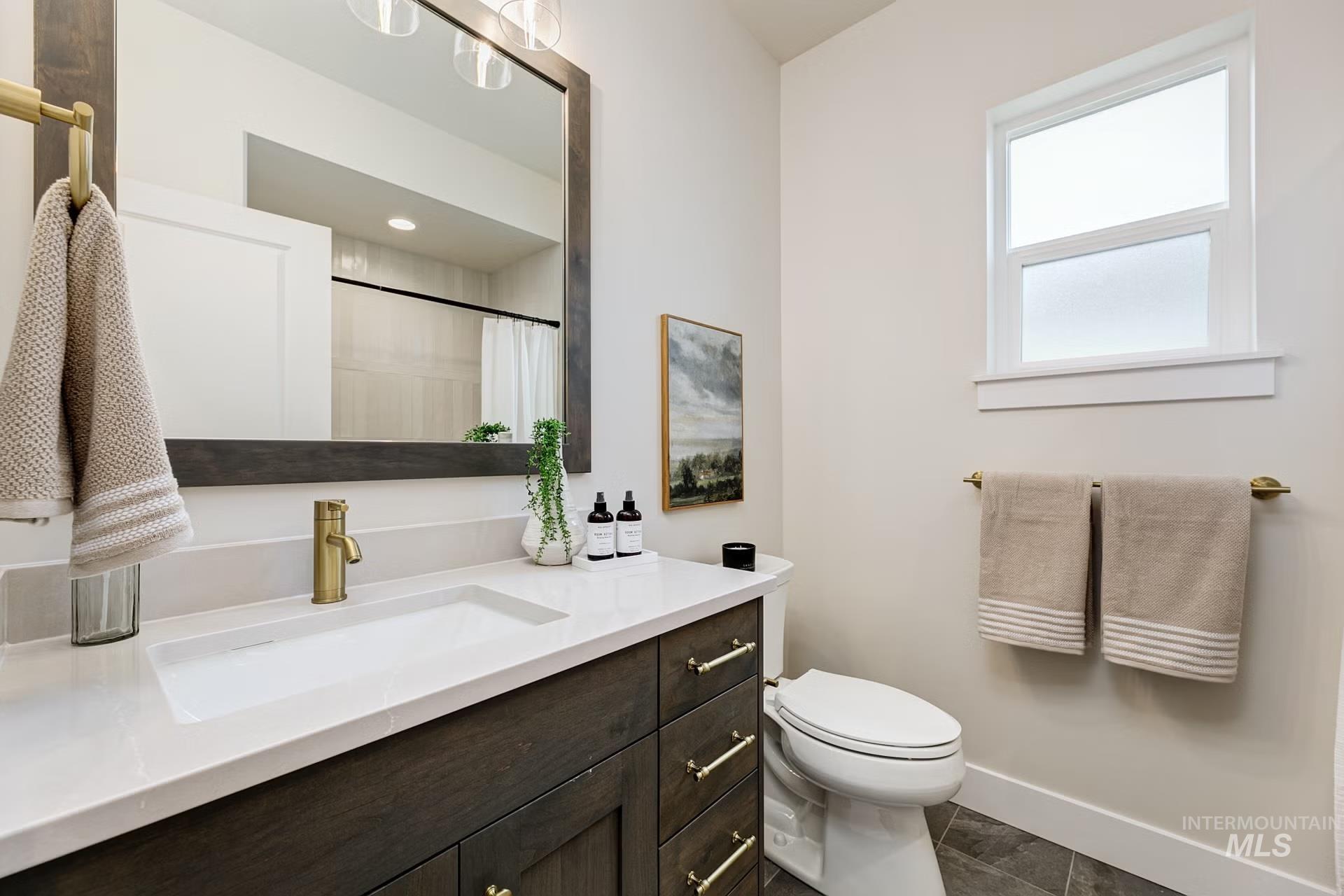 2135 E Sweet Pearl, Kuna, Idaho 83634, 3 Bedrooms, 2 Bathrooms, Residential For Sale, Price $539,880, 98979887