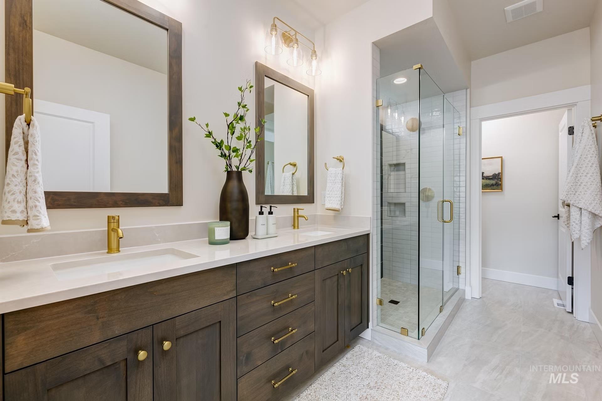 2135 E Sweet Pearl, Kuna, Idaho 83634, 3 Bedrooms, 2 Bathrooms, Residential For Sale, Price $539,880, 98979887