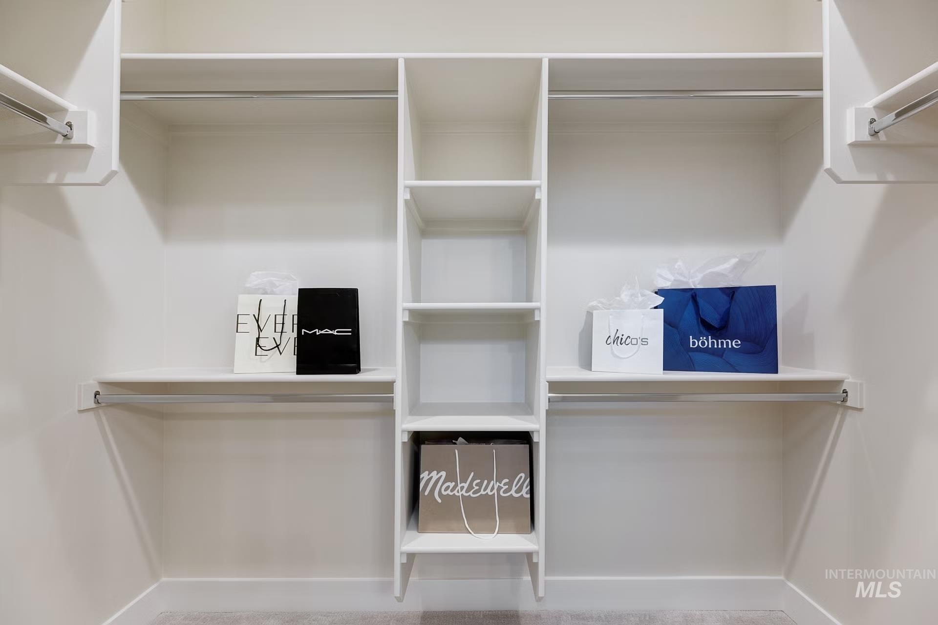 2135 E Sweet Pearl, Kuna, Idaho 83634, 3 Bedrooms, 2 Bathrooms, Residential For Sale, Price $539,880, 98979887