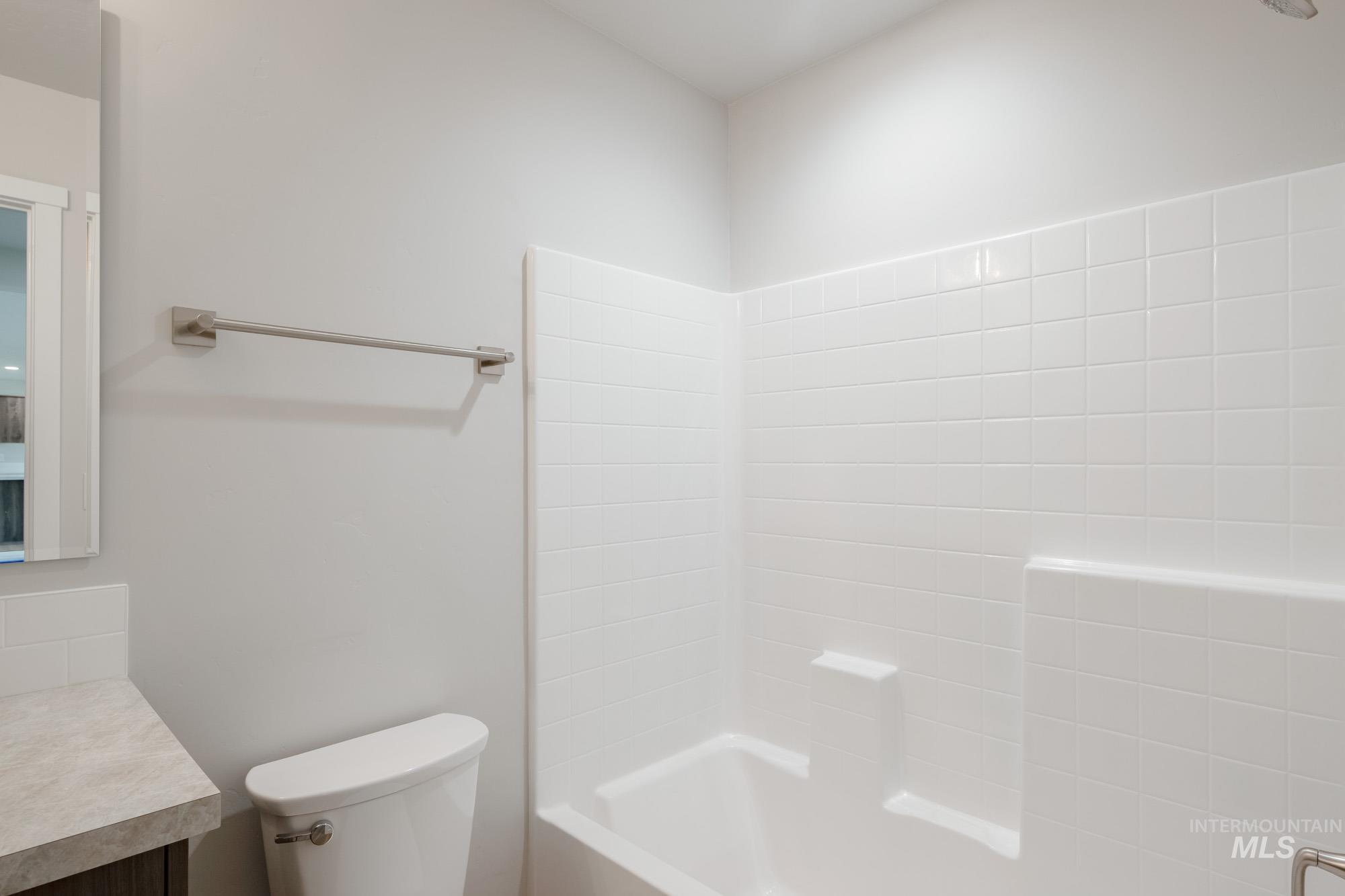 1066 Woods Bog Ave, Middleton, Idaho 83644, 4 Bedrooms, 3 Bathrooms, Residential For Sale, Price $539,990, 98979889