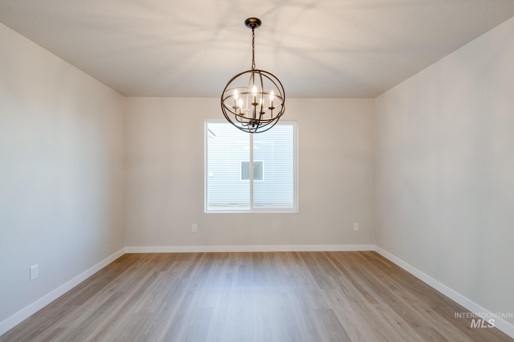 1066 Woods Bog Ave, Middleton, Idaho 83644, 4 Bedrooms, 3 Bathrooms, Residential For Sale, Price $539,990, 98979889