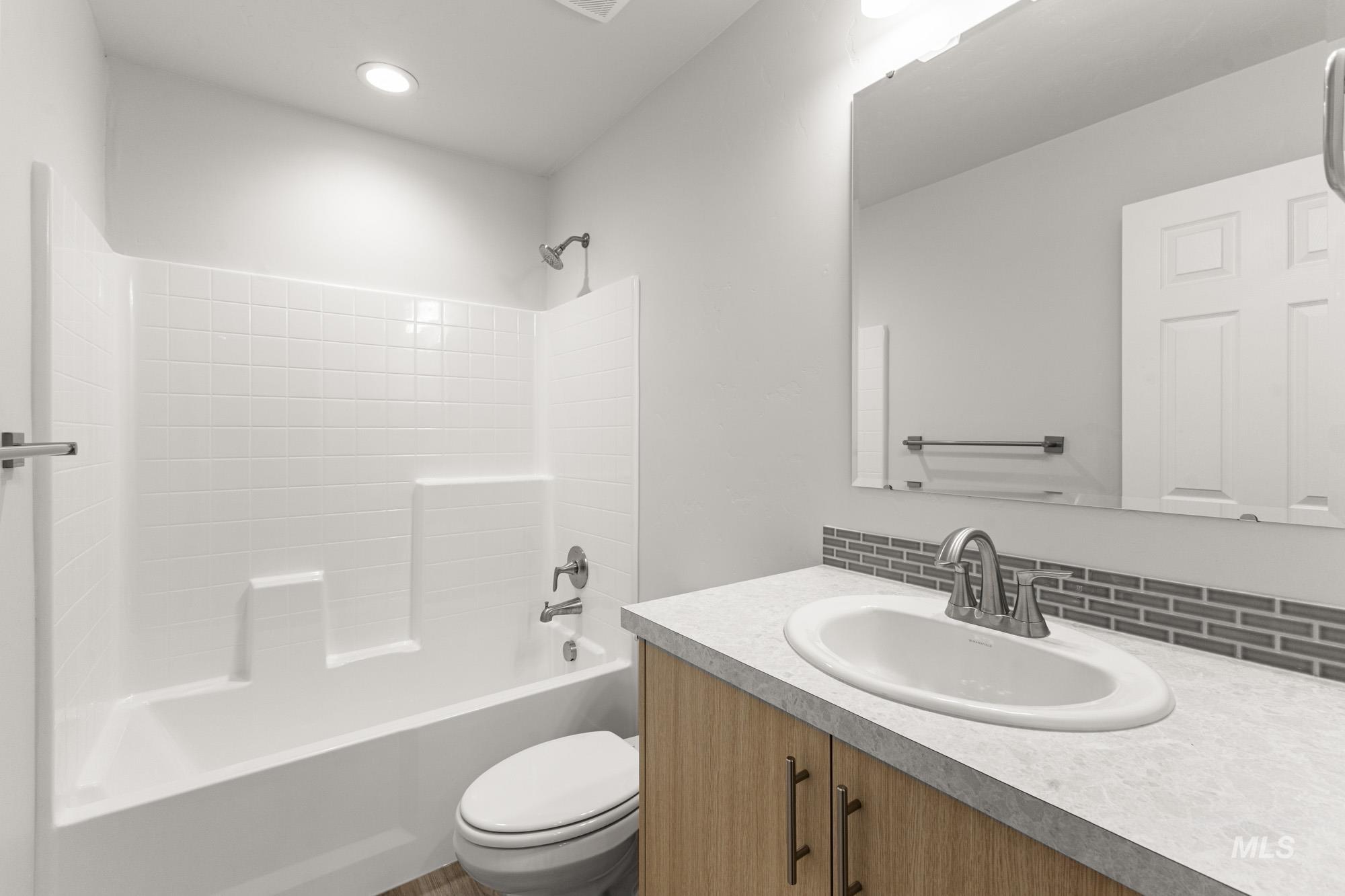 5169 E Open Canyon Dr, Nampa, Idaho 83687, 3 Bedrooms, 2 Bathrooms, Residential For Sale, Price $429,990, 98979890