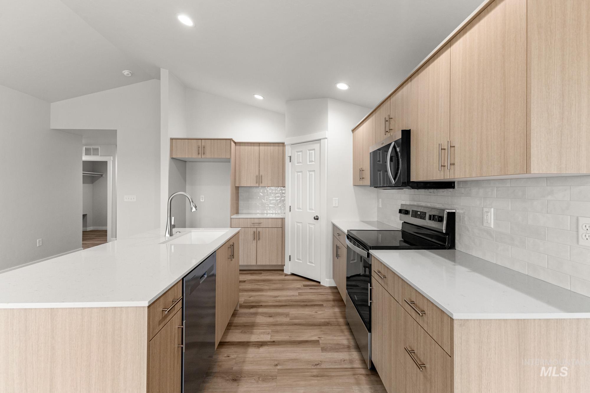 5169 E Open Canyon Dr, Nampa, Idaho 83687, 3 Bedrooms, 2 Bathrooms, Residential For Sale, Price $429,990, 98979890