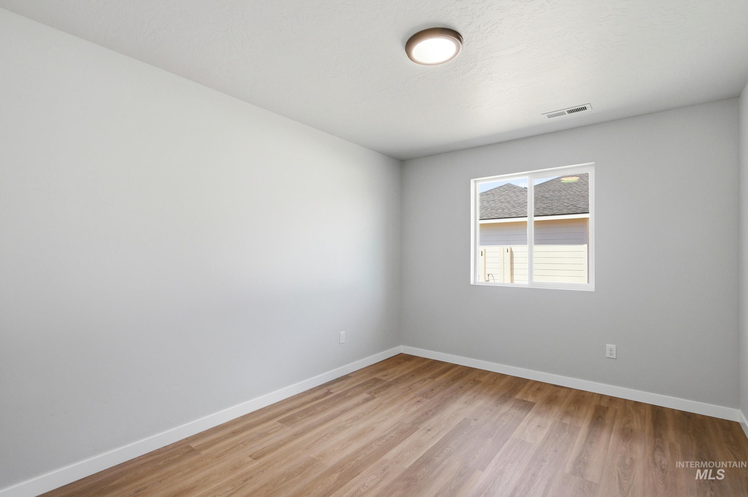7080 E Marble Springs Dr, Nampa, Idaho 83687, 3 Bedrooms, 2 Bathrooms, Residential For Sale, Price $435,990, 98979891