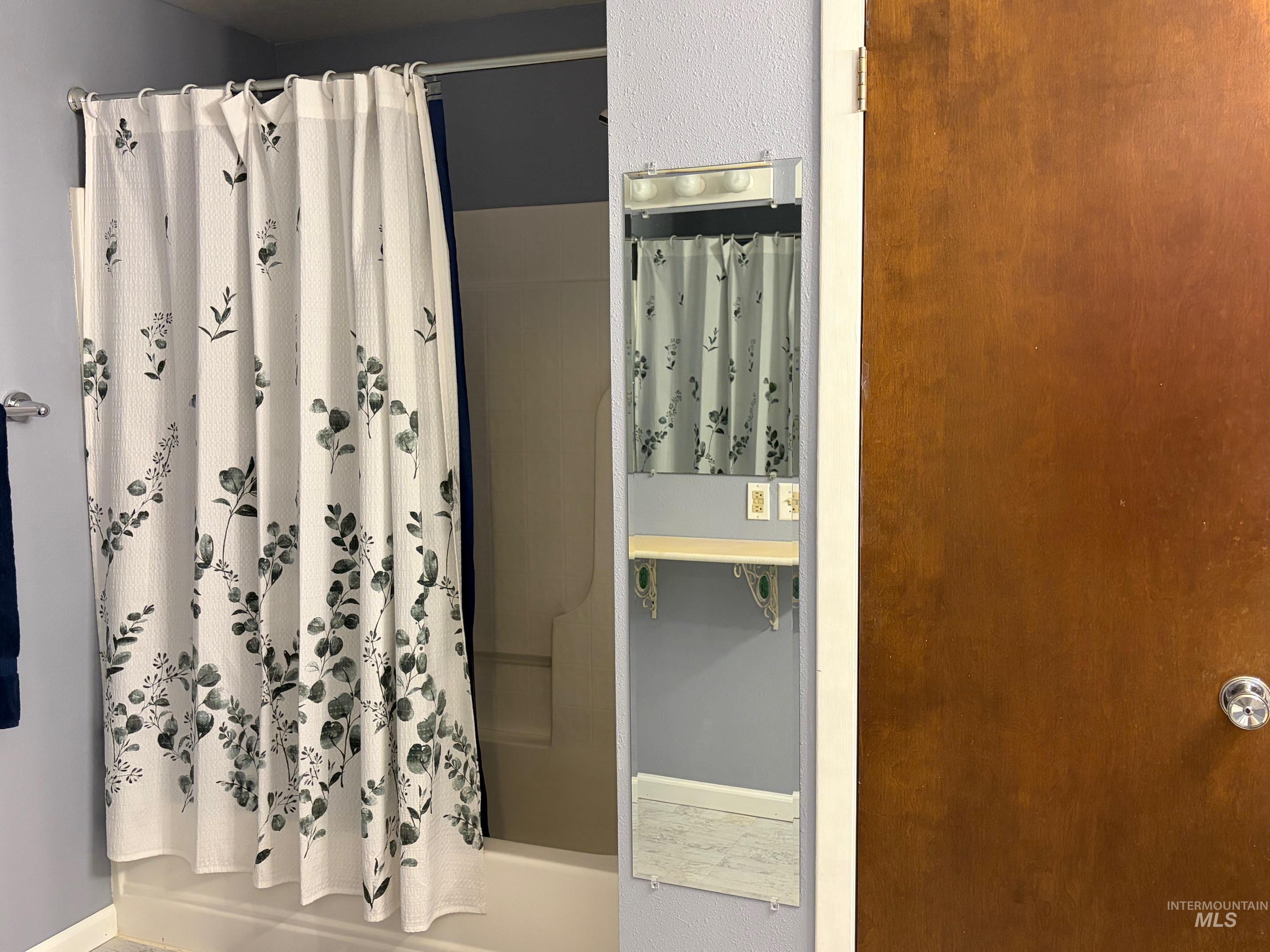 711 W Elm, Caldwell, Idaho 83605, 4 Bedrooms, 3 Bathrooms, Residential For Sale, Price $485,900, 98979892