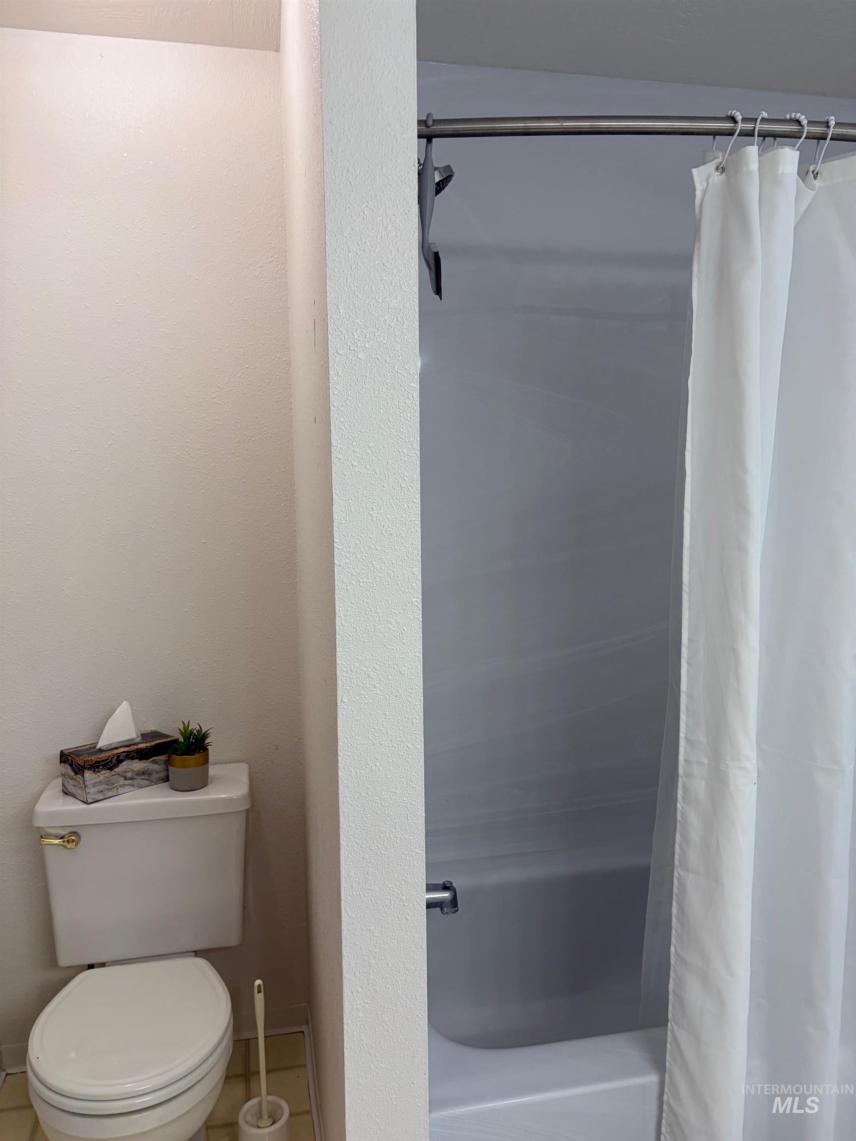 711 W Elm, Caldwell, Idaho 83605, 4 Bedrooms, 3 Bathrooms, Residential For Sale, Price $485,900, 98979892