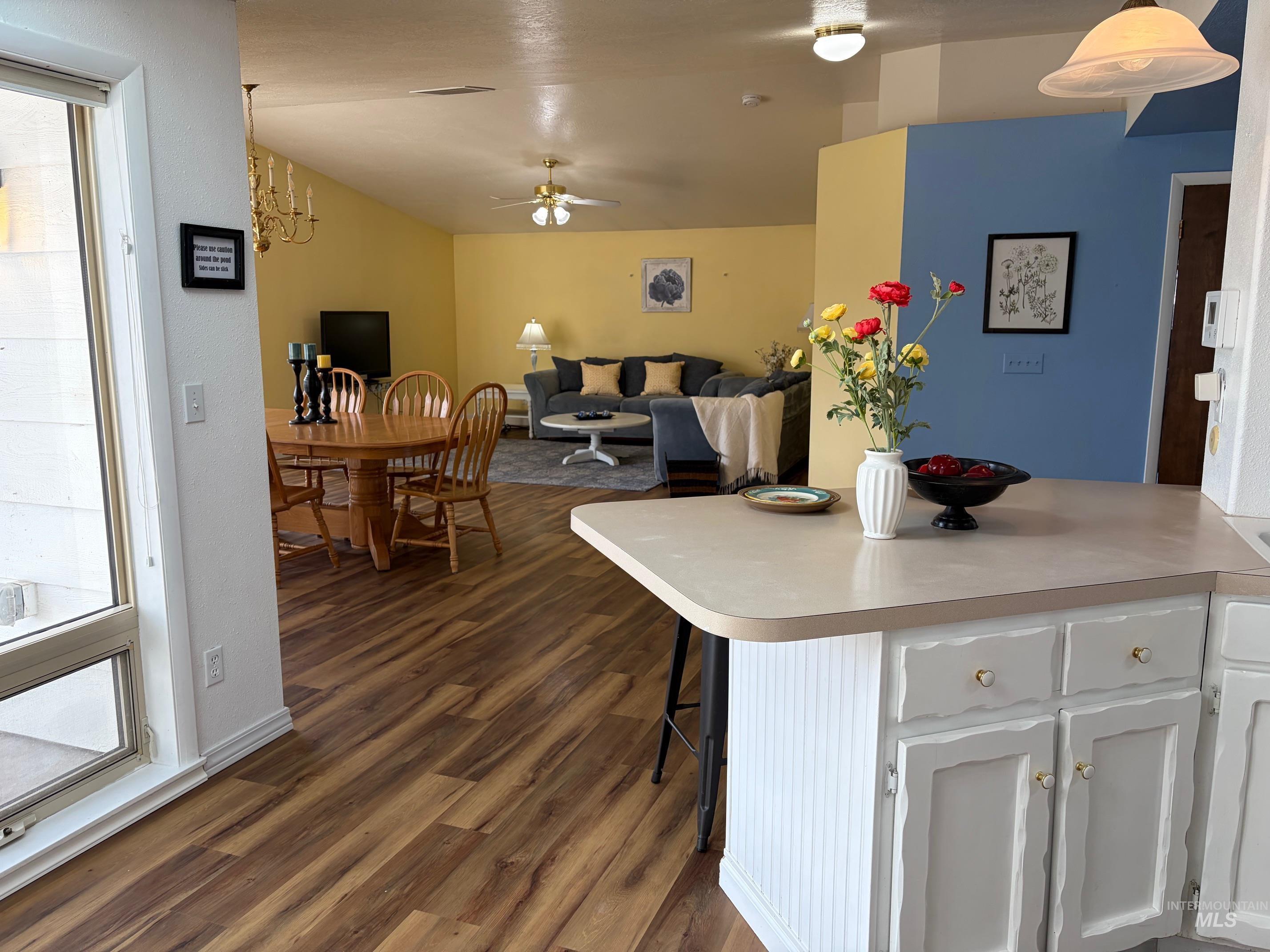 711 W Elm, Caldwell, Idaho 83605, 4 Bedrooms, 3 Bathrooms, Residential For Sale, Price $485,900, 98979892