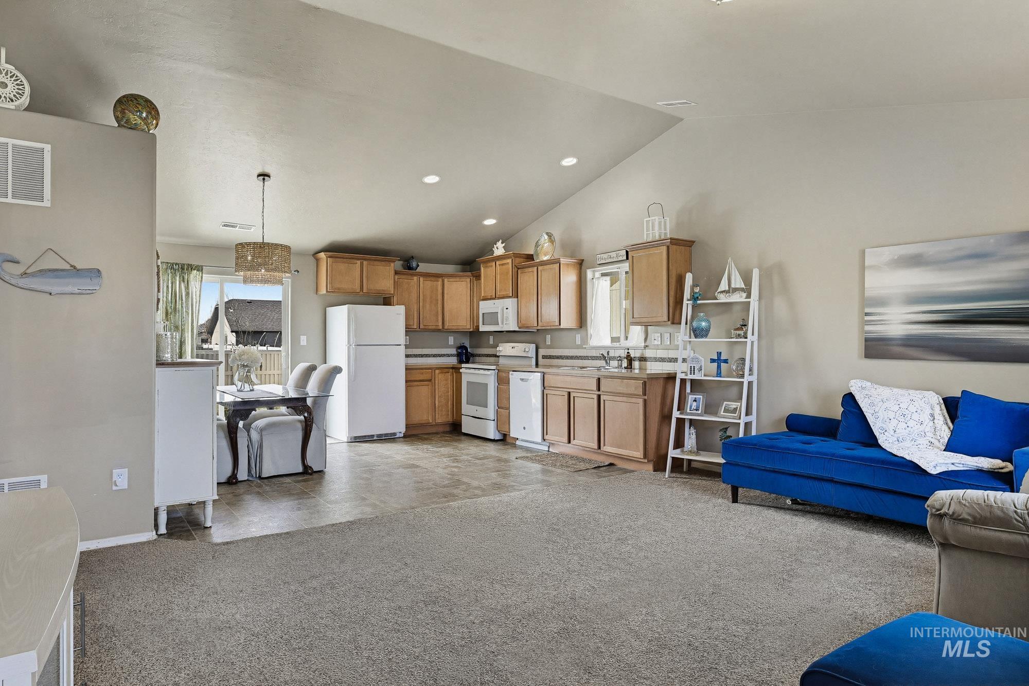 122 Concourse Ave, Caldwell, Idaho 83605, 3 Bedrooms, 2 Bathrooms, Residential For Sale, Price $339,900, 98979895