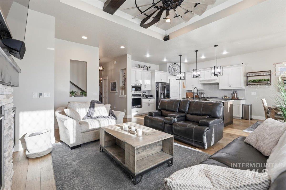 2025 Nordic Ave., Middleton, Idaho 83644, 3 Bedrooms, 3.5 Bathrooms, Residential For Sale, Price $905,000, 98979896