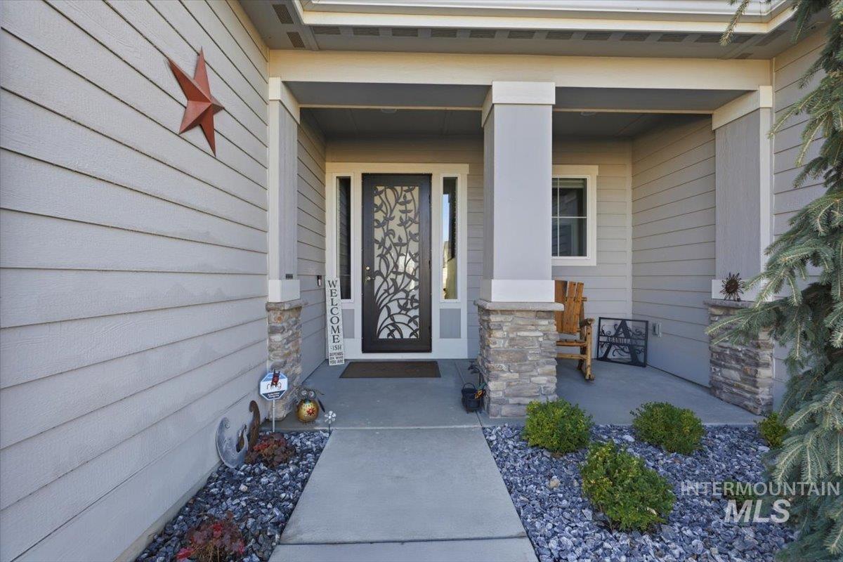 2025 Nordic Ave., Middleton, Idaho 83644, 3 Bedrooms, 3.5 Bathrooms, Residential For Sale, Price $905,000, 98979896