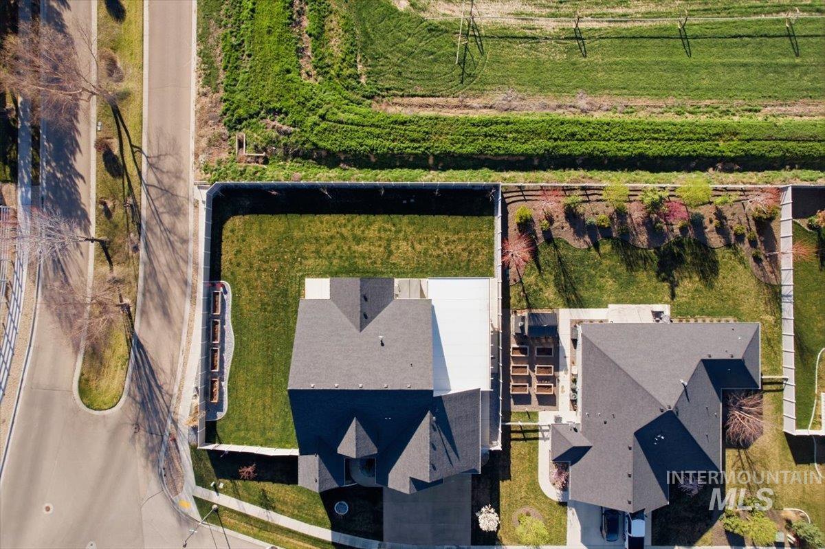 2025 Nordic Ave., Middleton, Idaho 83644, 3 Bedrooms, 3.5 Bathrooms, Residential For Sale, Price $905,000, 98979896