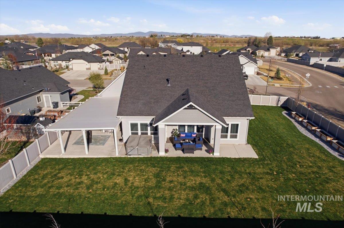 2025 Nordic Ave., Middleton, Idaho 83644, 3 Bedrooms, 3.5 Bathrooms, Residential For Sale, Price $905,000, 98979896