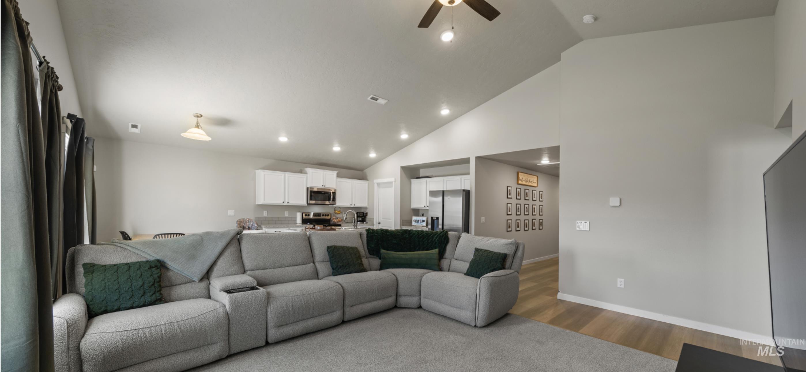 12443 Varga St., Caldwell, Idaho 83607, 3 Bedrooms, 2 Bathrooms, Residential For Sale, Price $389,000, 98979897