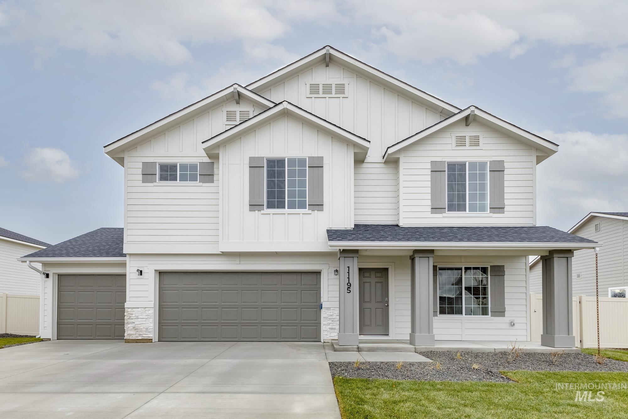 868 NE Trailridge St, Mountain Home, Idaho 83647, 5 Bedrooms, 3 Bathrooms, Residential For Sale, Price $464,990, 98979898