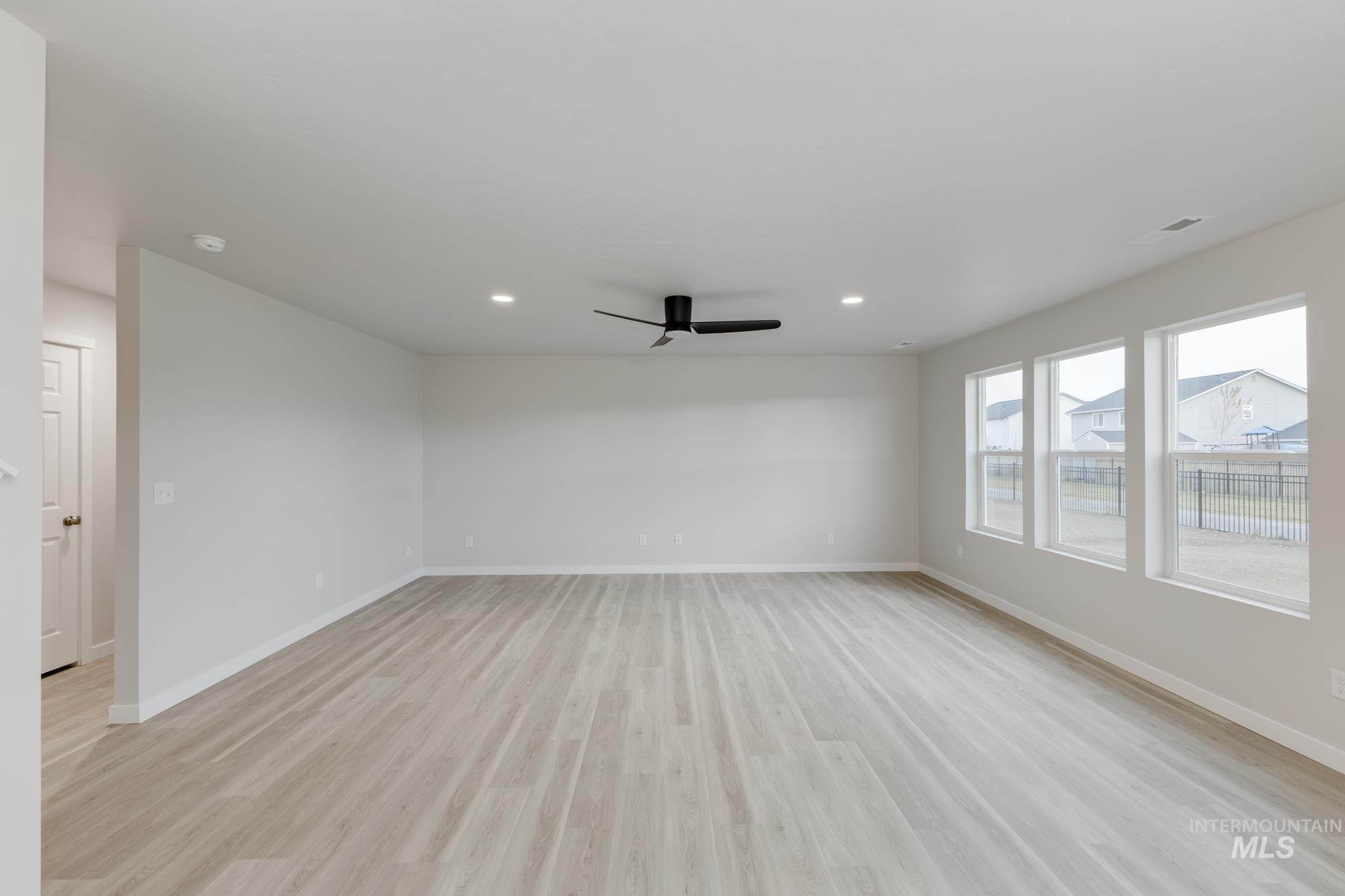 840 NE Trailridge St, Mountain Home, Idaho 83647, 5 Bedrooms, 3 Bathrooms, Residential For Sale, Price $474,990, 98979899