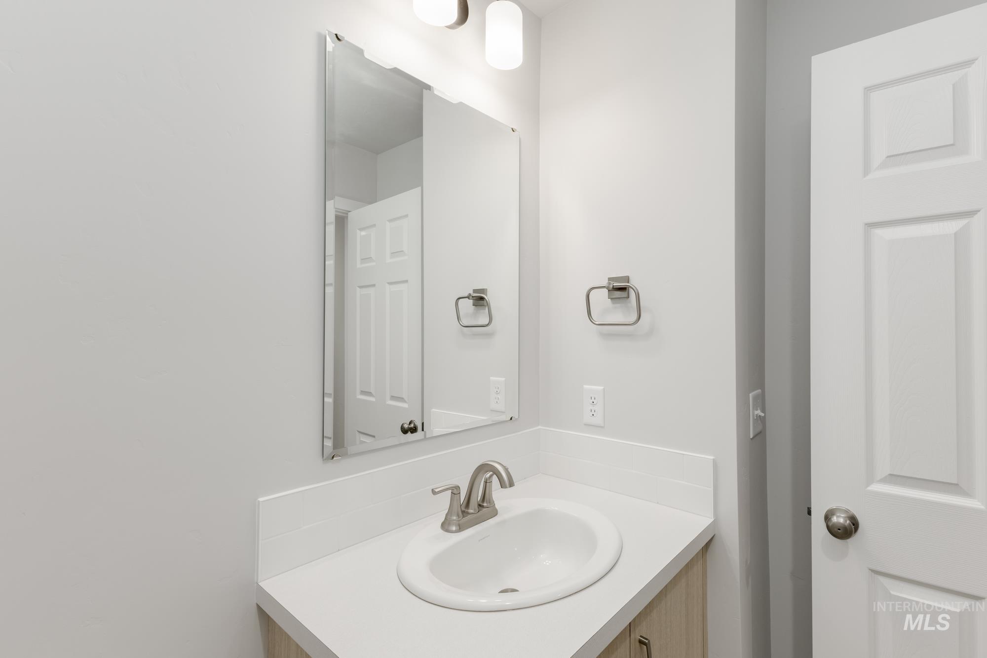 840 NE Trailridge St, Mountain Home, Idaho 83647, 5 Bedrooms, 3 Bathrooms, Residential For Sale, Price $474,990, 98979899