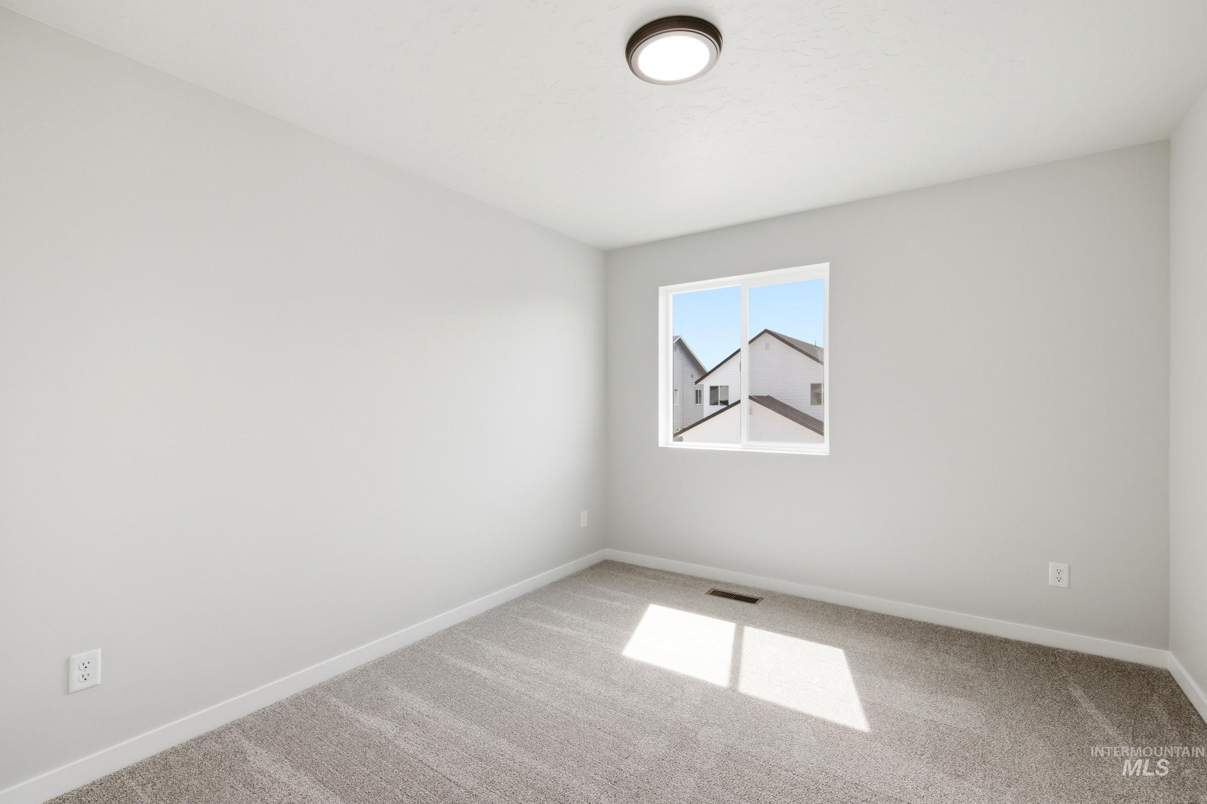 6699 W Fairy Falls Dr, Meridian, Idaho 83646, 3 Bedrooms, 2.5 Bathrooms, Residential For Sale, Price $469,990,MLS 98979900