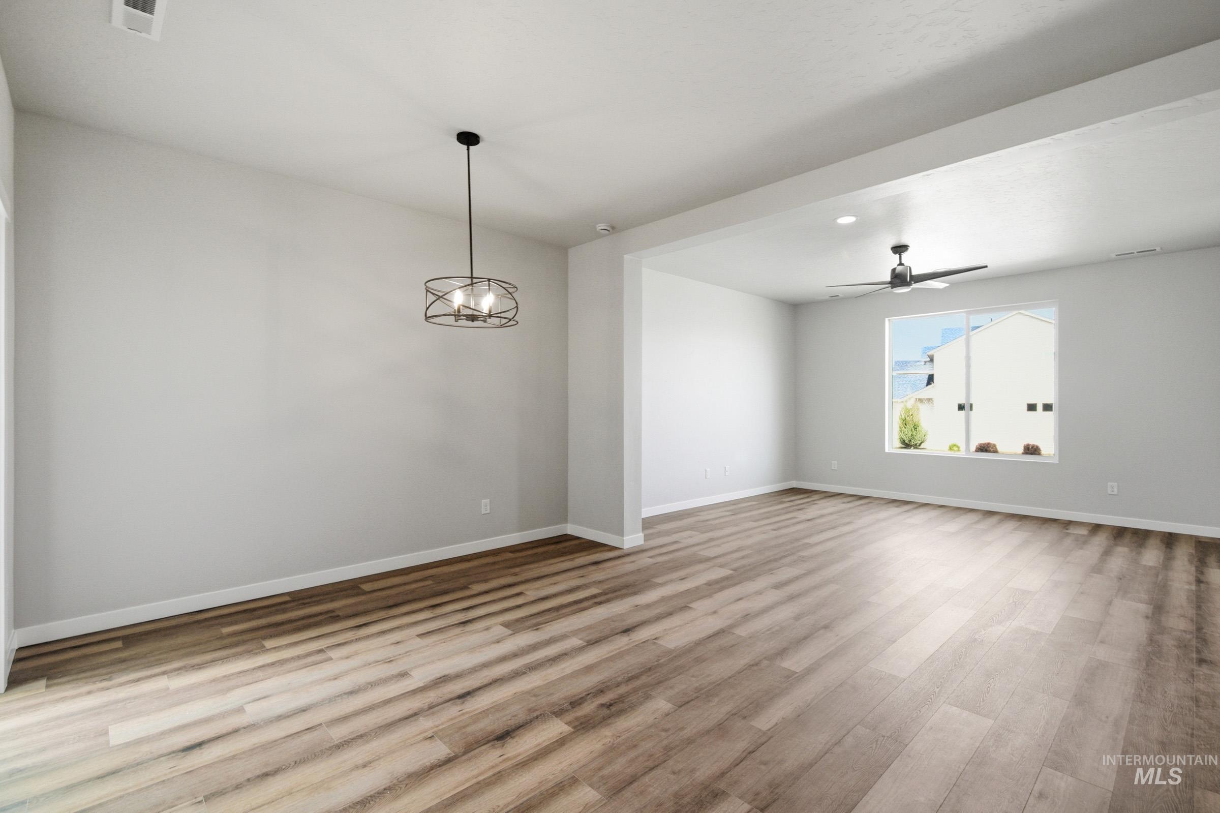 6699 W Fairy Falls Dr, Meridian, Idaho 83646, 3 Bedrooms, 2.5 Bathrooms, Residential For Sale, Price $469,990,MLS 98979900
