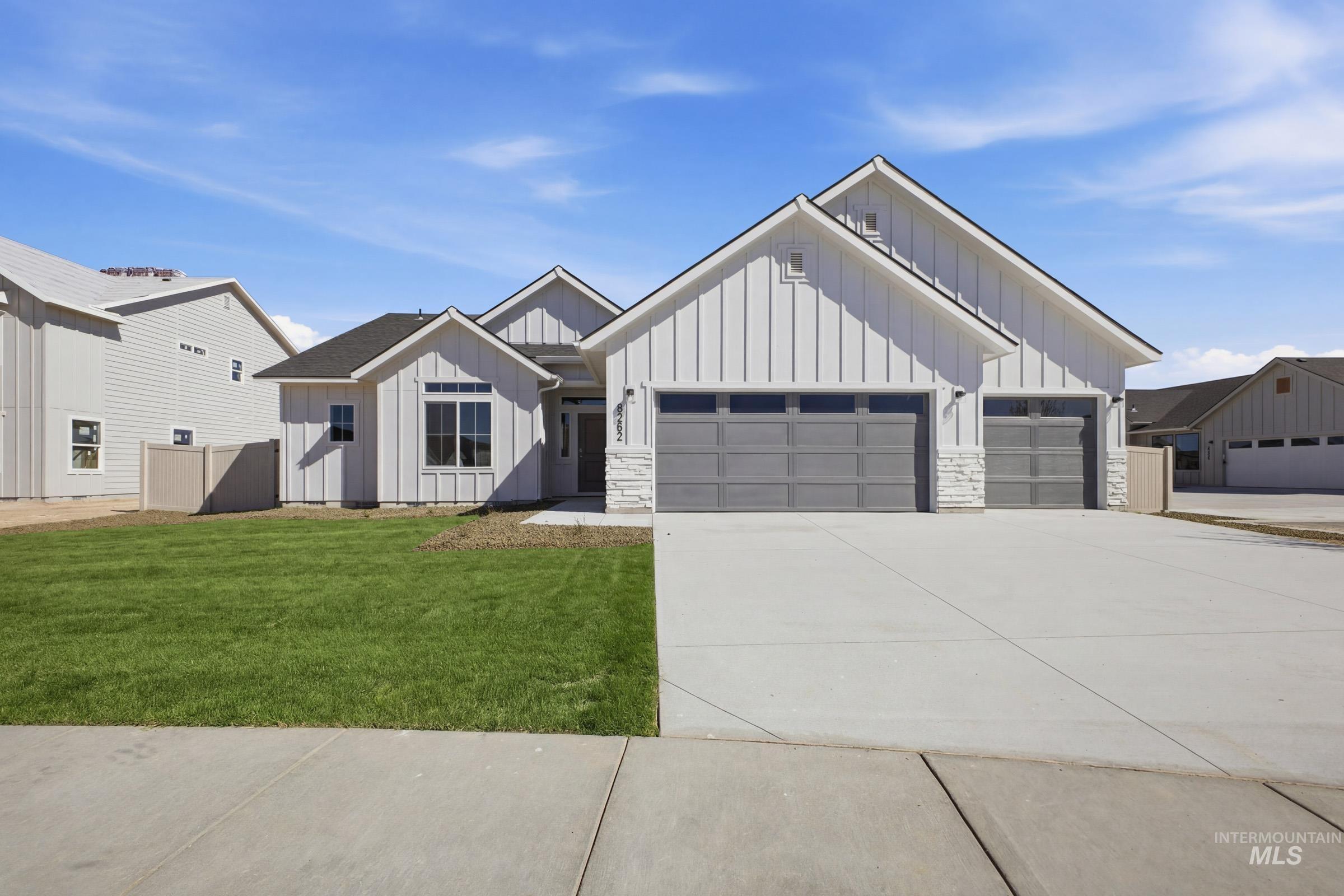 8262 E Cool River Lp, Nampa, Idaho 83687, 4 Bedrooms, 2 Bathrooms, Residential For Sale, Price $519,990, 98979906