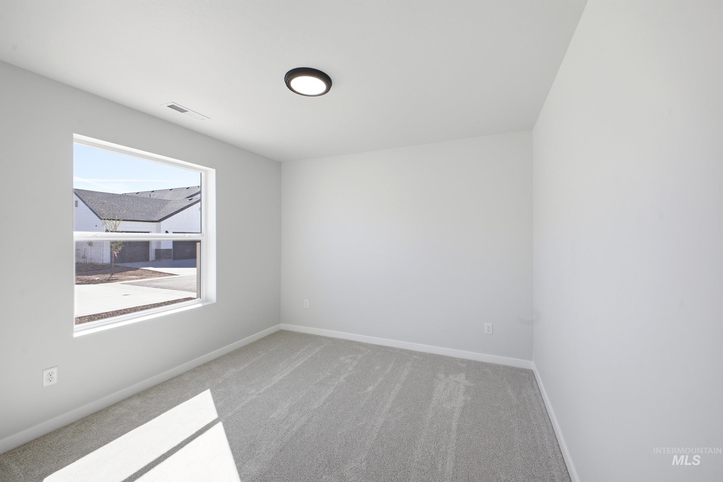 8262 E Cool River Lp, Nampa, Idaho 83687, 4 Bedrooms, 2 Bathrooms, Residential For Sale, Price $519,990, 98979906