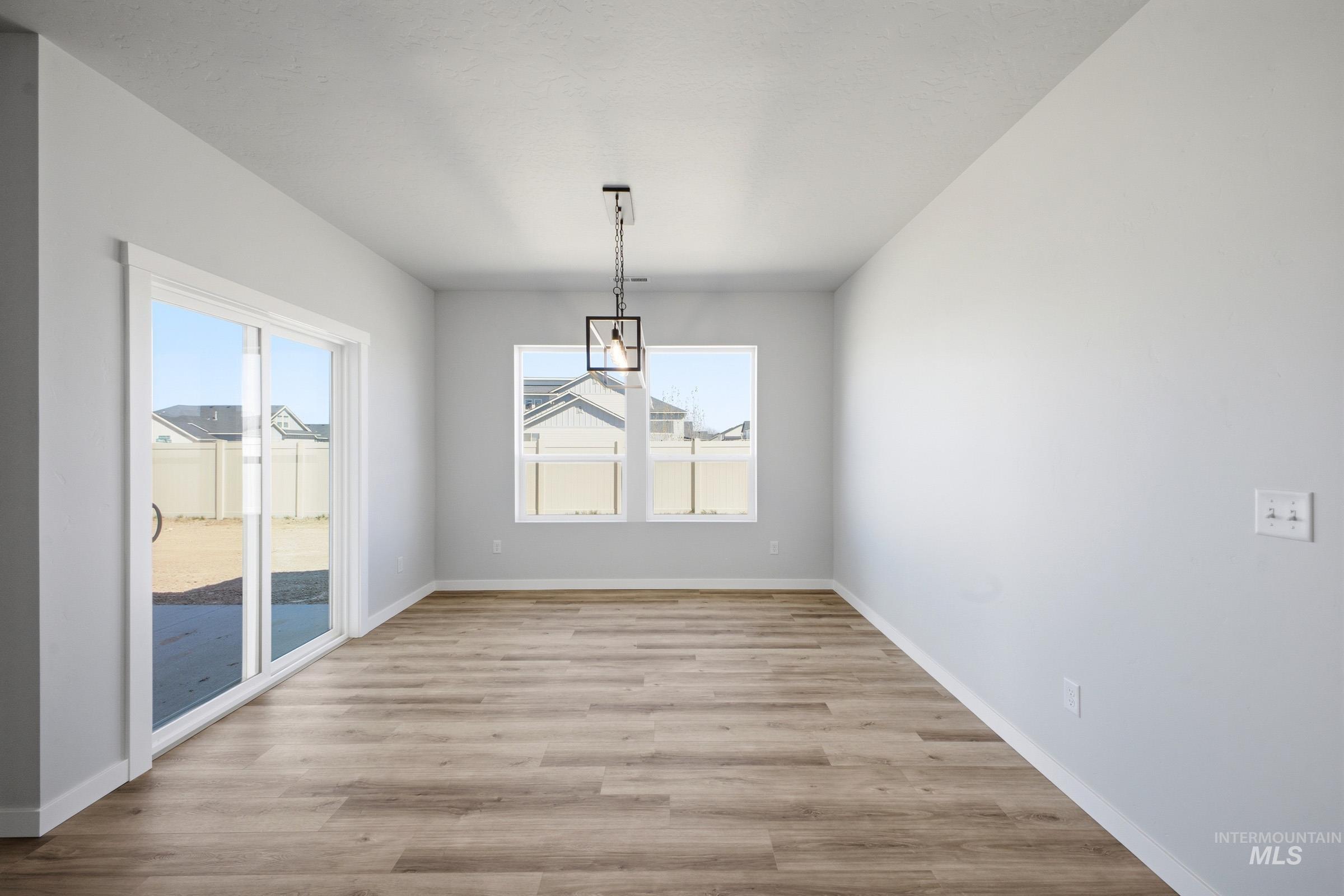 8262 E Cool River Lp, Nampa, Idaho 83687, 4 Bedrooms, 2 Bathrooms, Residential For Sale, Price $519,990, 98979906