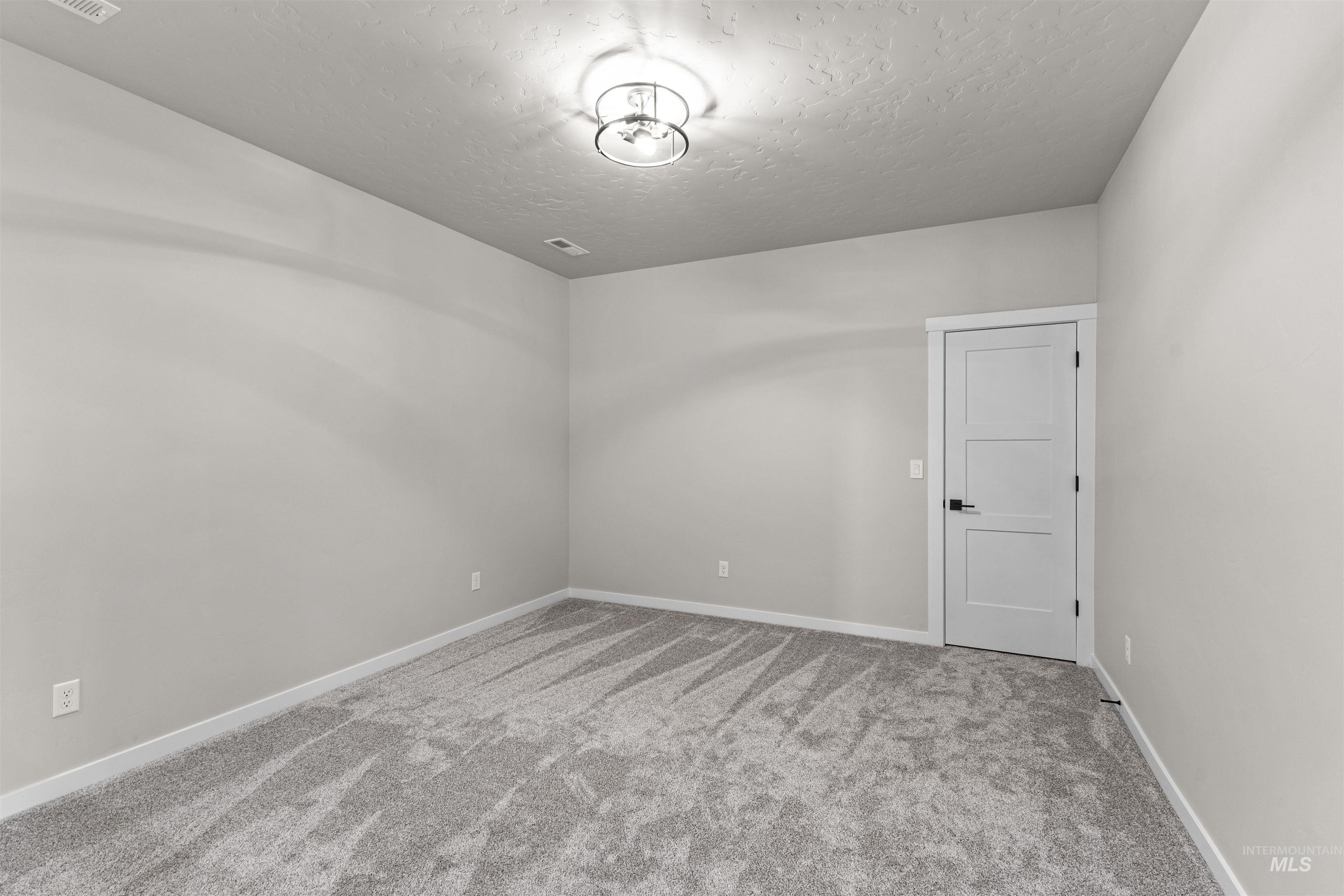 8191 E Cool River Lp, Nampa, Idaho 83687, 4 Bedrooms, 2.5 Bathrooms, Residential For Sale, Price $579,990, 98979907