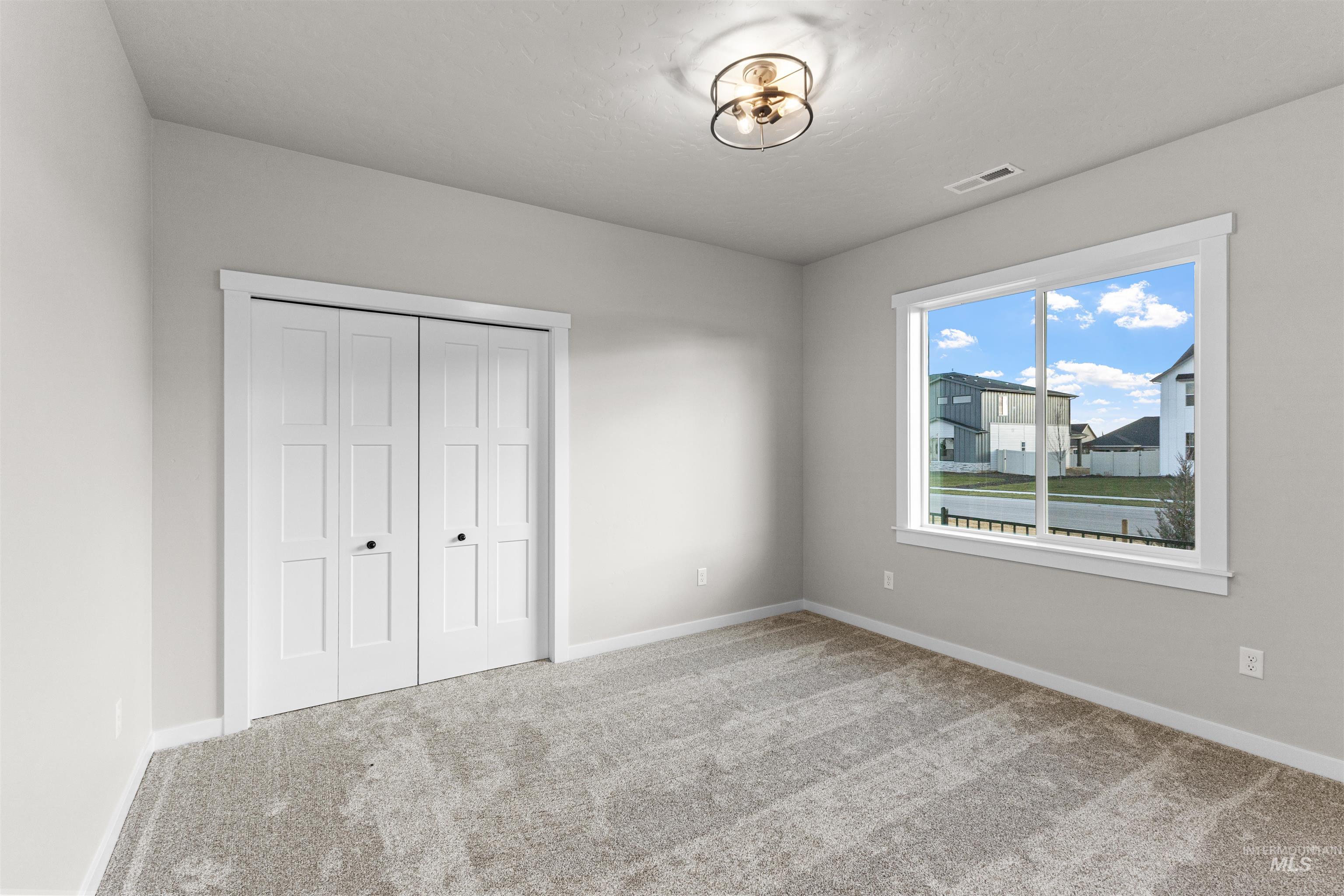 8191 E Cool River Lp, Nampa, Idaho 83687, 4 Bedrooms, 2.5 Bathrooms, Residential For Sale, Price $579,990, 98979907