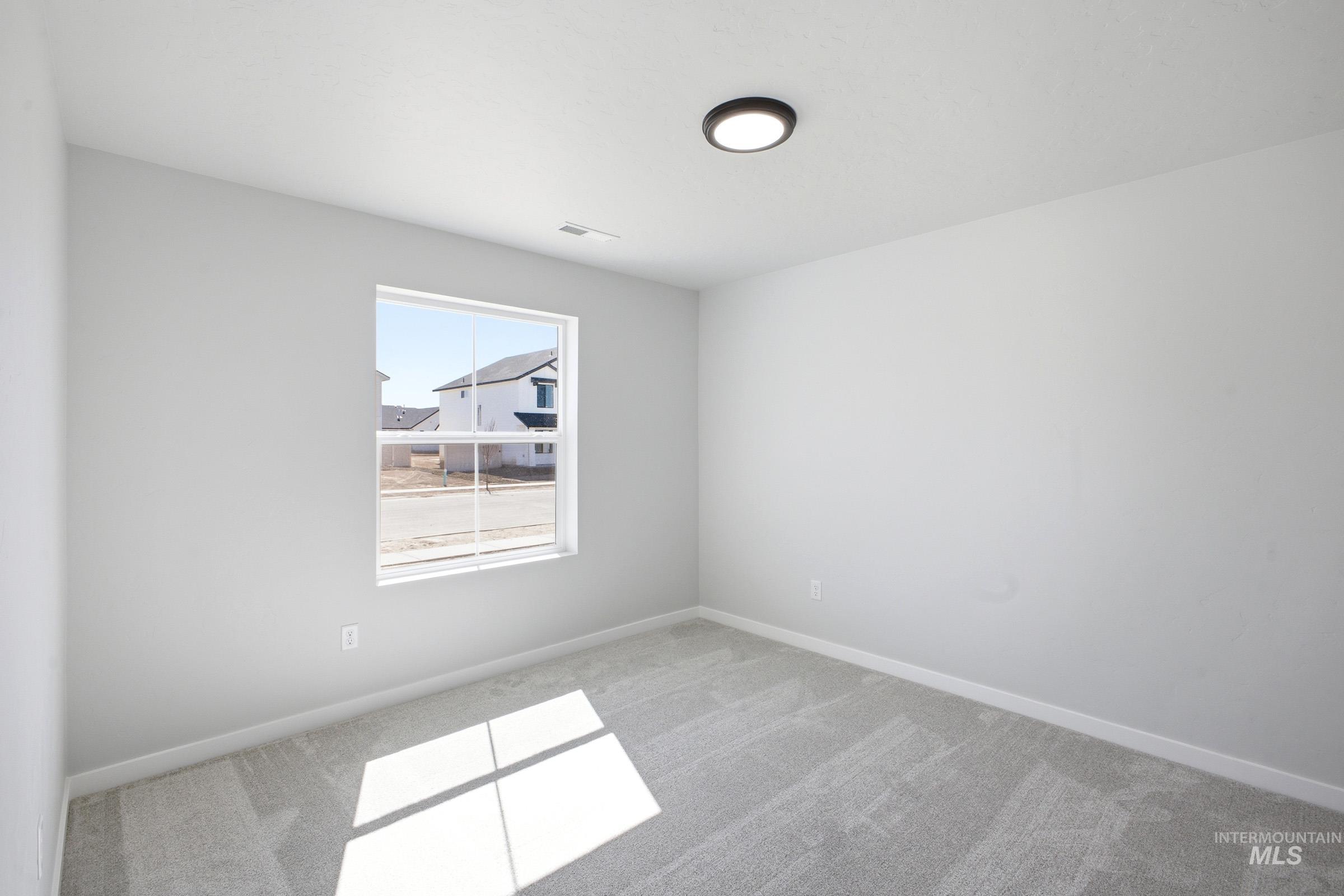 8179 E Cool River Lp, Nampa, Idaho 83687, 5 Bedrooms, 3 Bathrooms, Residential For Sale, Price $539,990, 98979908