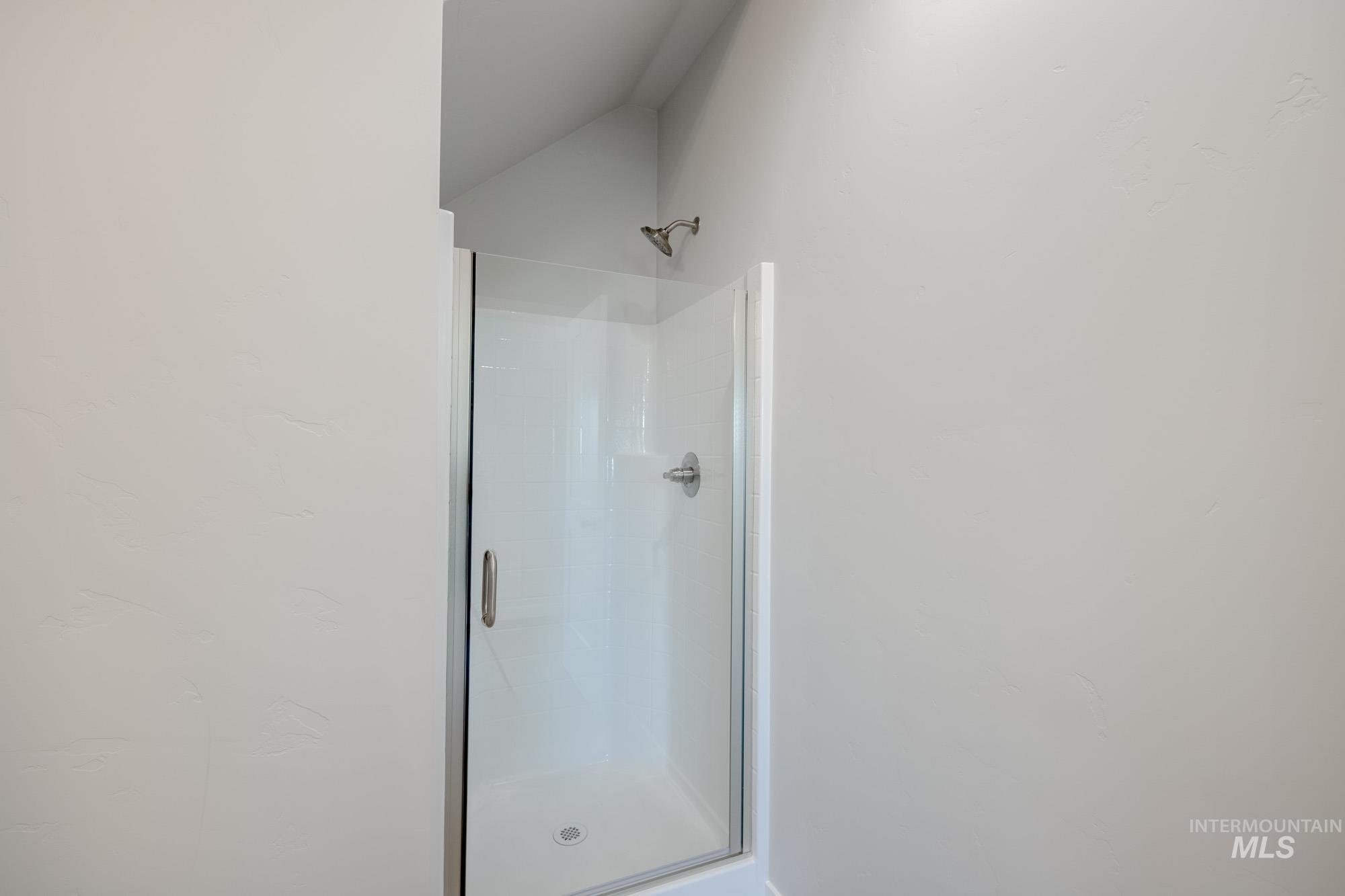 17677 N Boone Peak Ave, Nampa, Idaho 83687, 5 Bedrooms, 2.5 Bathrooms, Residential For Sale, Price $559,990,MLS 98979911