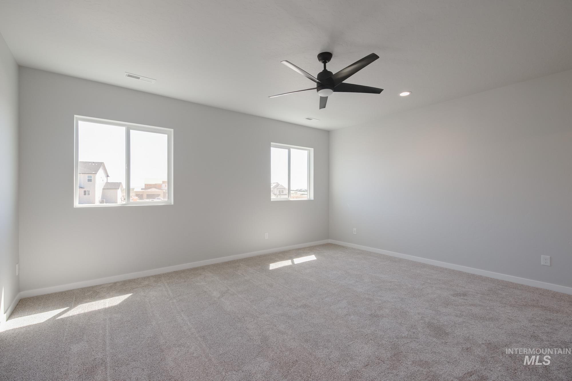 17677 N Boone Peak Ave, Nampa, Idaho 83687, 5 Bedrooms, 2.5 Bathrooms, Residential For Sale, Price $559,990,MLS 98979911