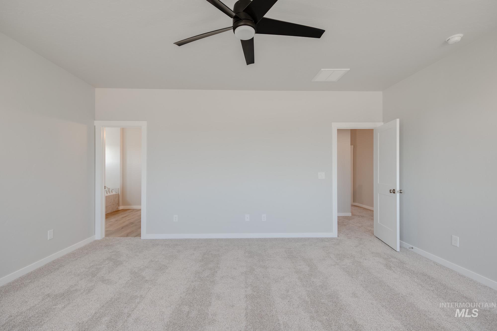 17677 N Boone Peak Ave, Nampa, Idaho 83687, 5 Bedrooms, 2.5 Bathrooms, Residential For Sale, Price $559,990,MLS 98979911