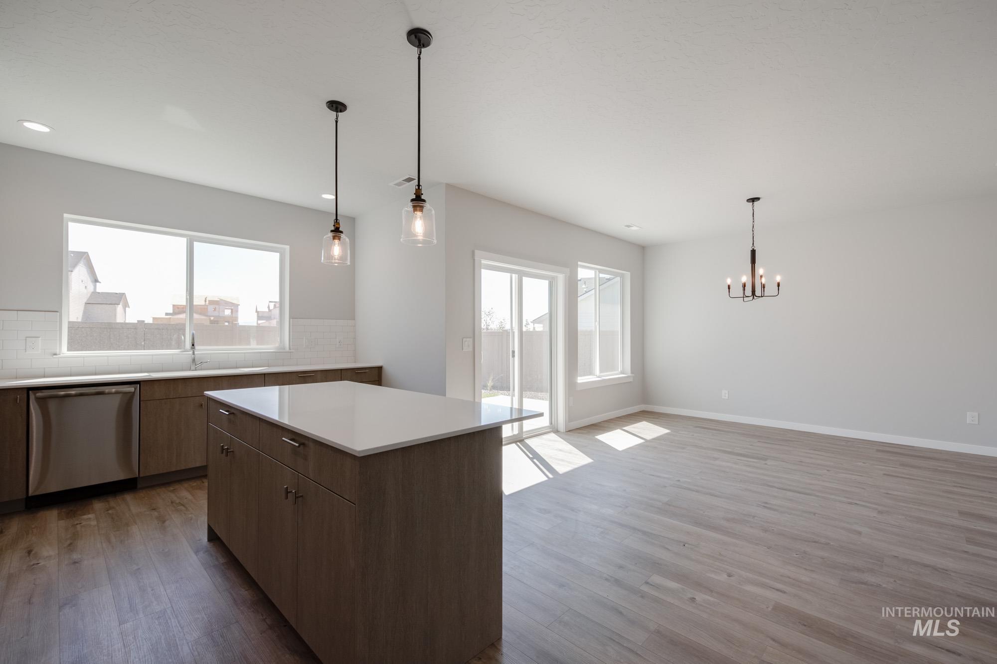 17677 N Boone Peak Ave, Nampa, Idaho 83687, 5 Bedrooms, 2.5 Bathrooms, Residential For Sale, Price $559,990,MLS 98979911